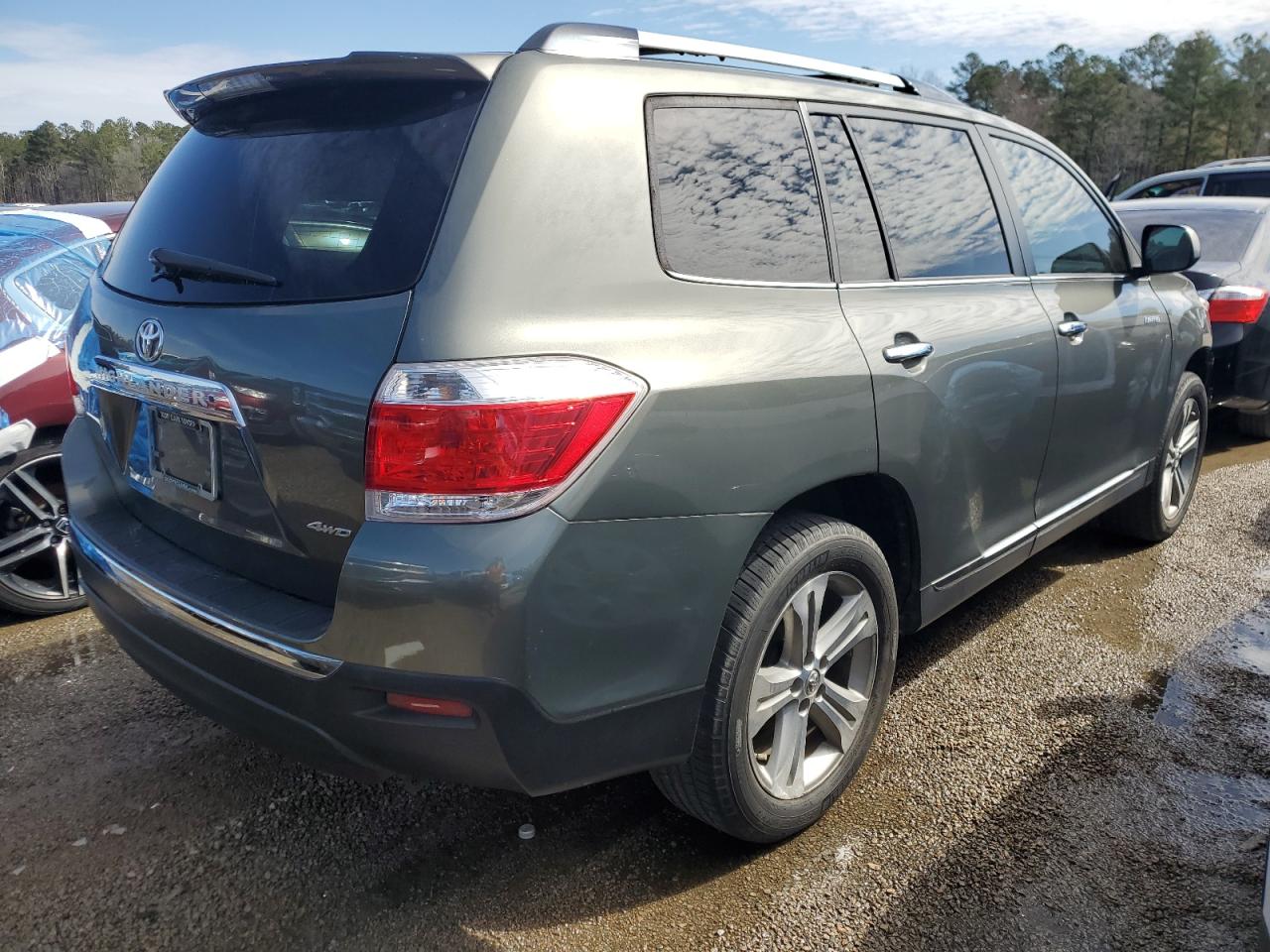 2012 Toyota Highlander - Image 3