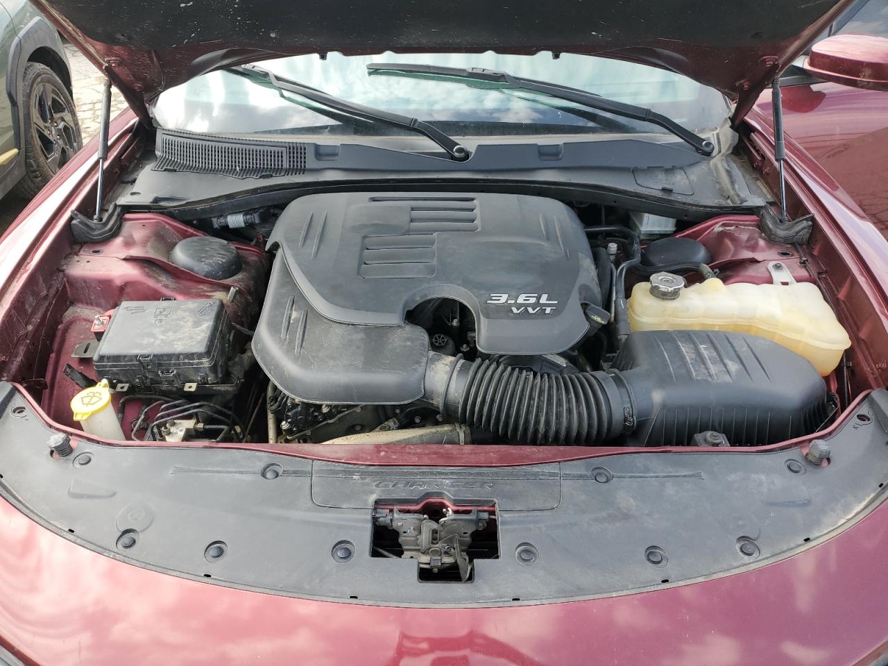 2018 Dodge Charger - Image 13