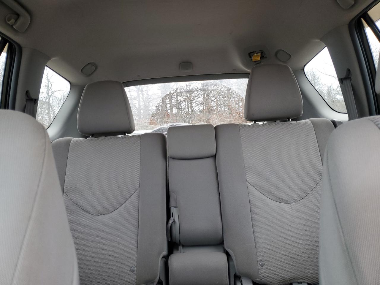 2012 Toyota RAV 4 - Image 10