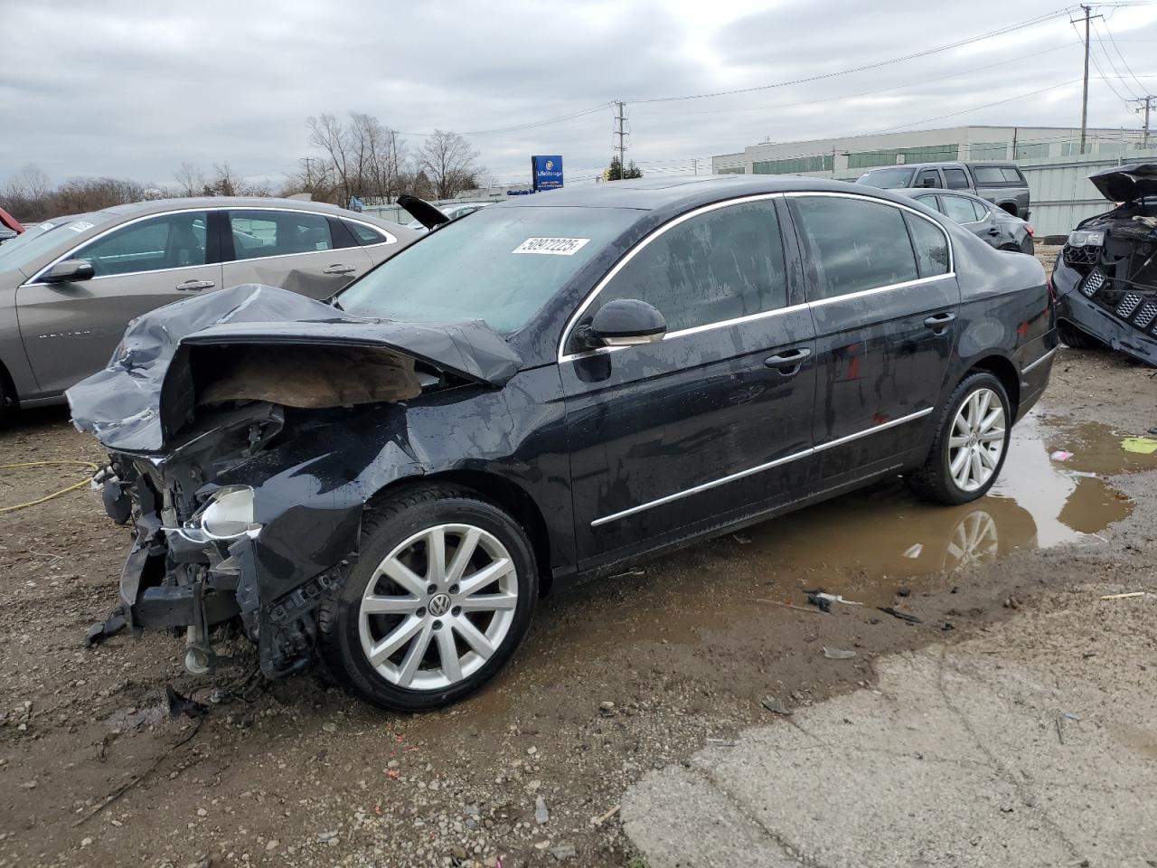 2010 Volkswagen Passat Komfort for Sale in Chicago Heights, IL - Front End