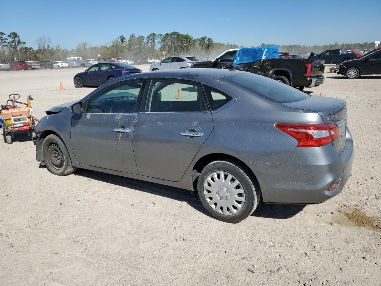 2017 Nissan Sentra - Image 2