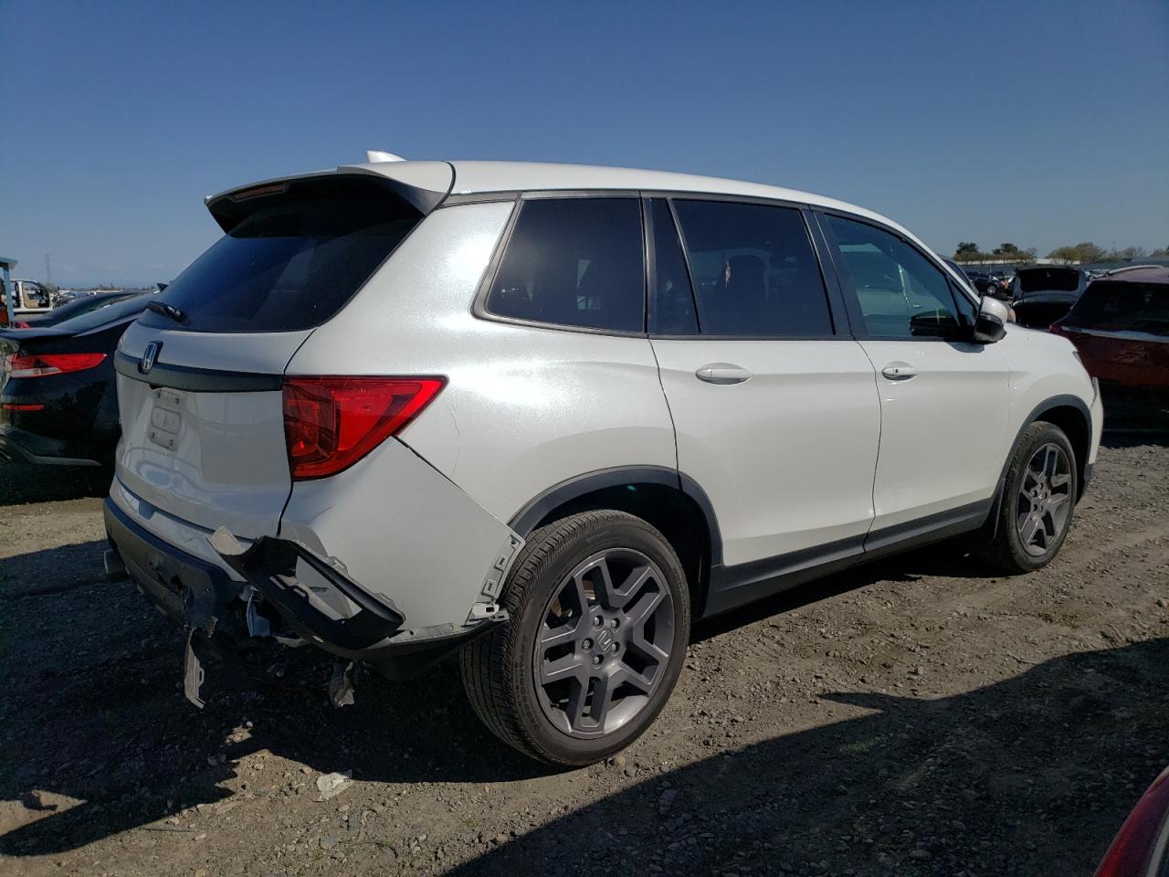 2022 Honda Passport - Image 3