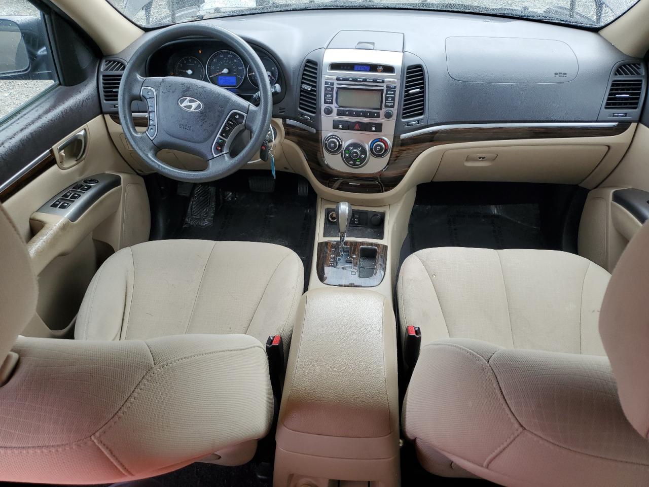 2011 Hyundai Santa Fe - Image 8