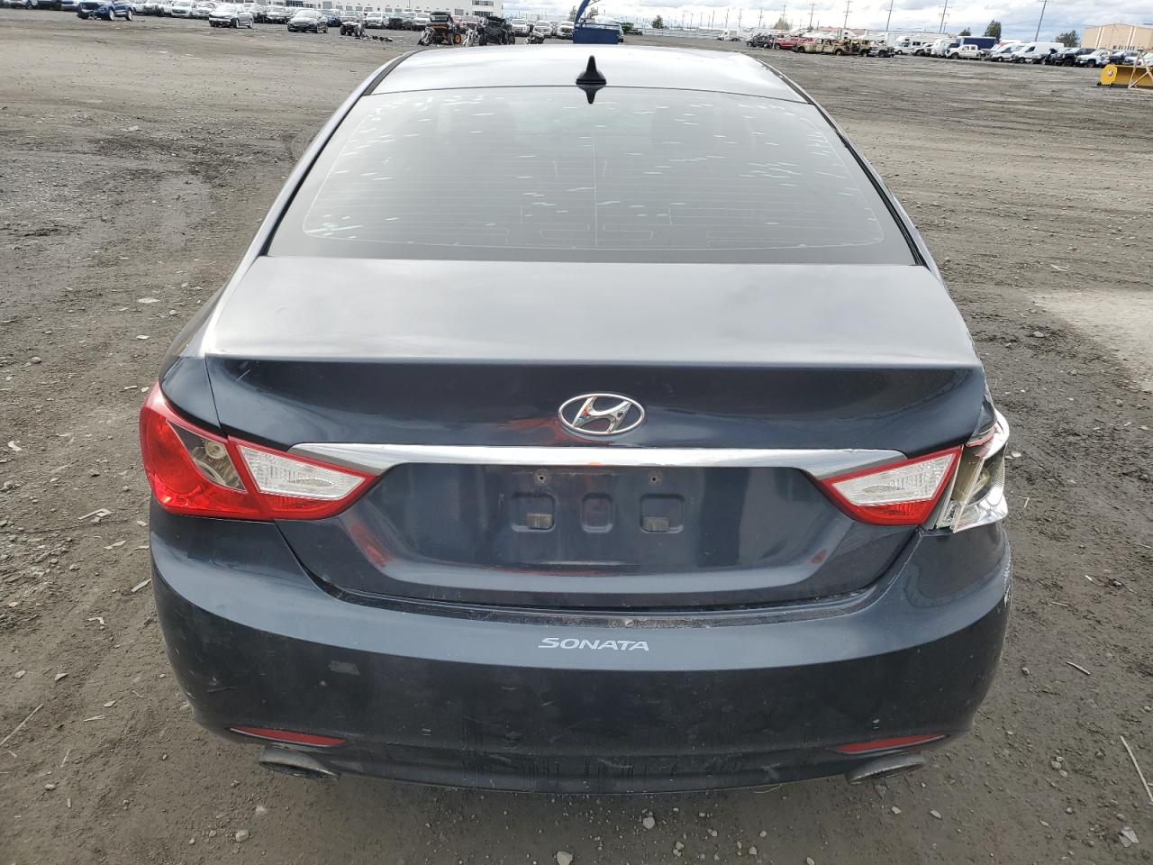 2012 Hyundai Sonata - Image 6