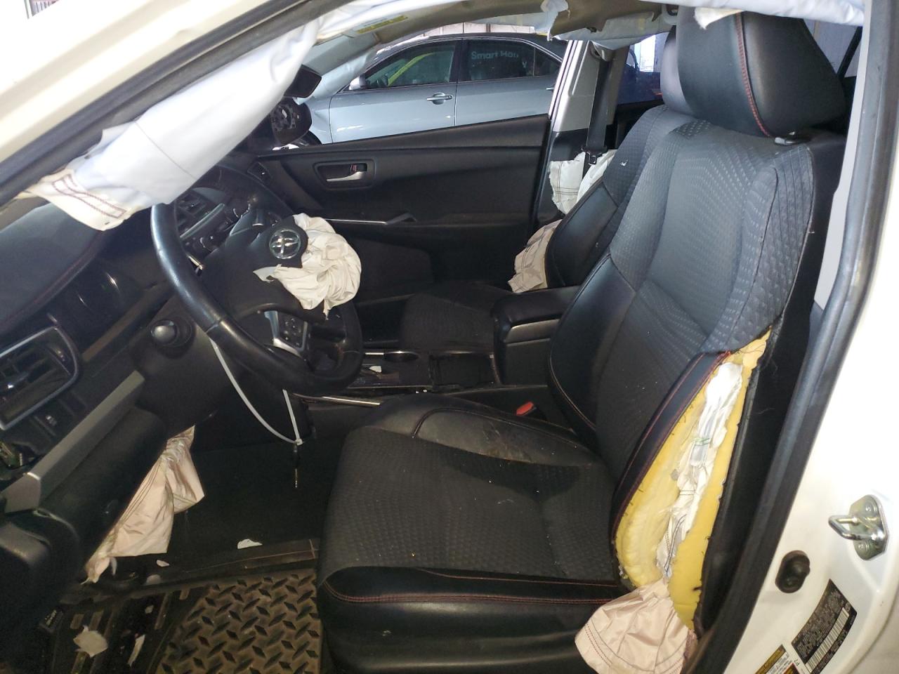 2015 Toyota Camry - Image 7