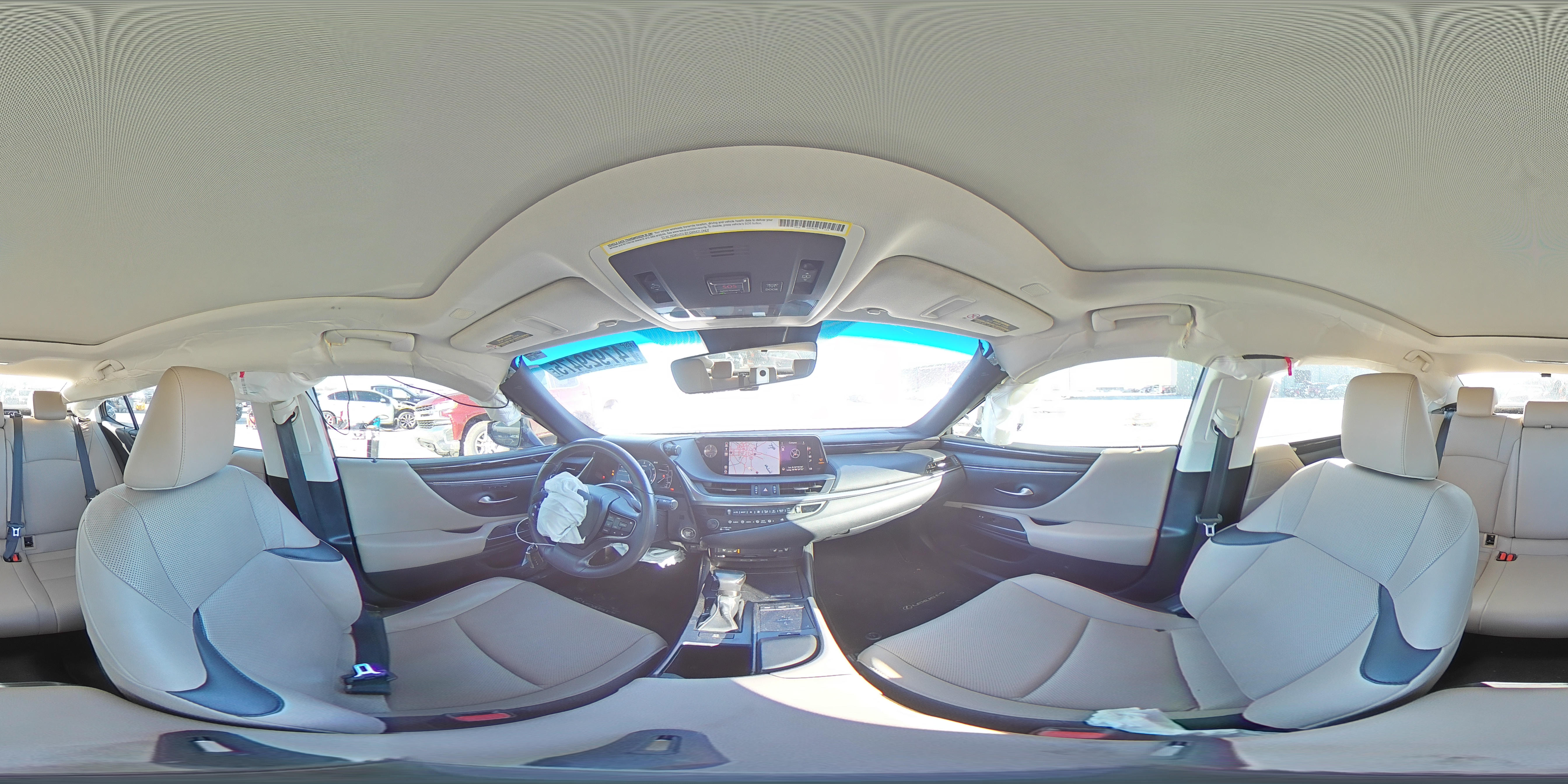 2019 Lexus ES - Image 13