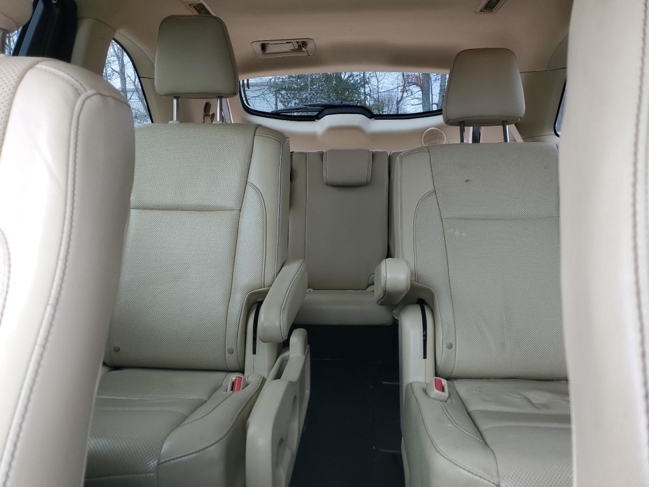 2015 Toyota Highlander - Image 10