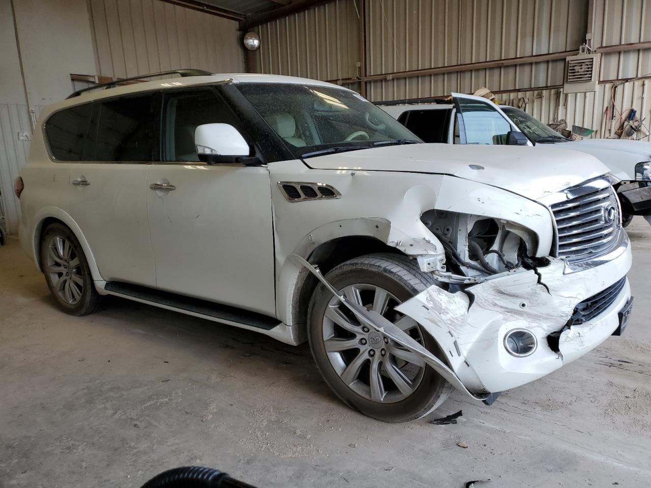 2013 Infiniti QX56 - Image 4