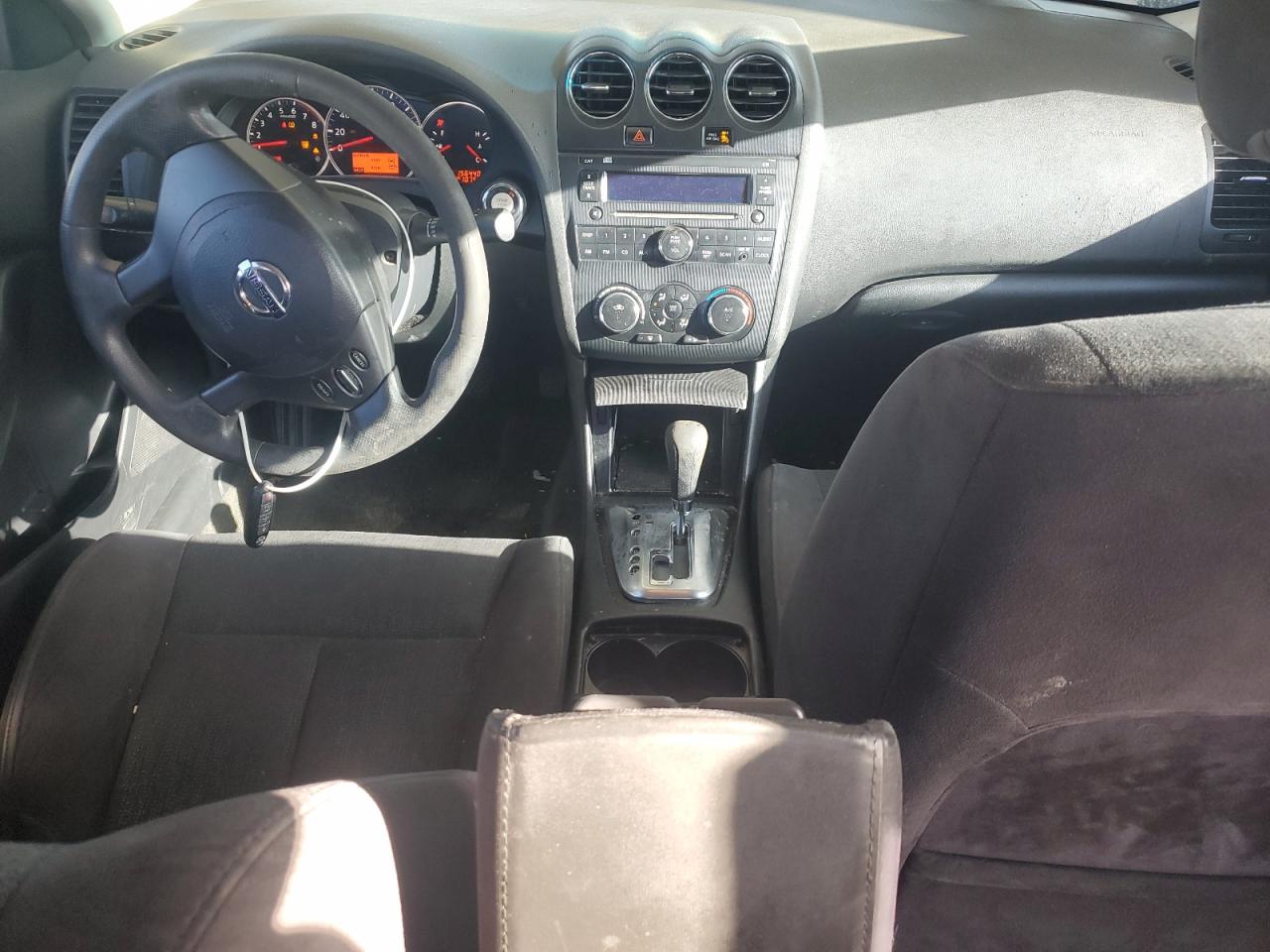 2012 Nissan Altima - Image 8