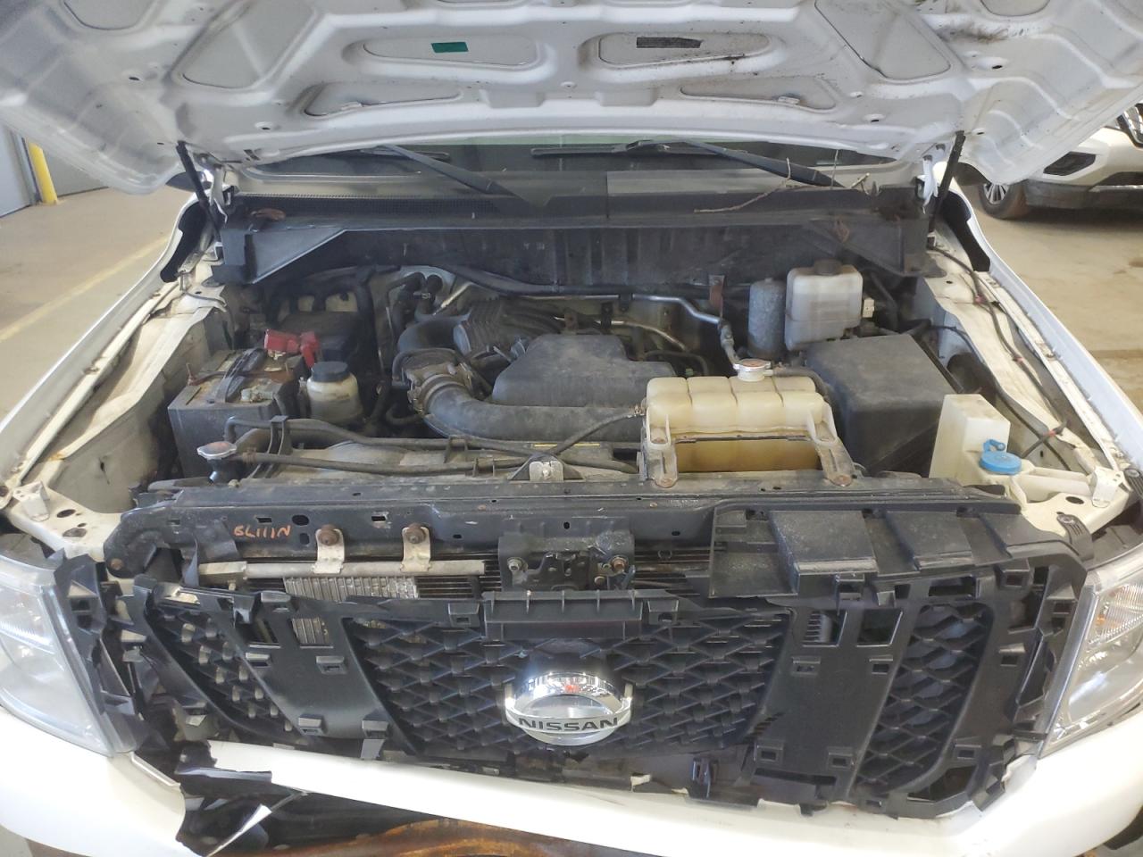 2012 Nissan NV - Image 12