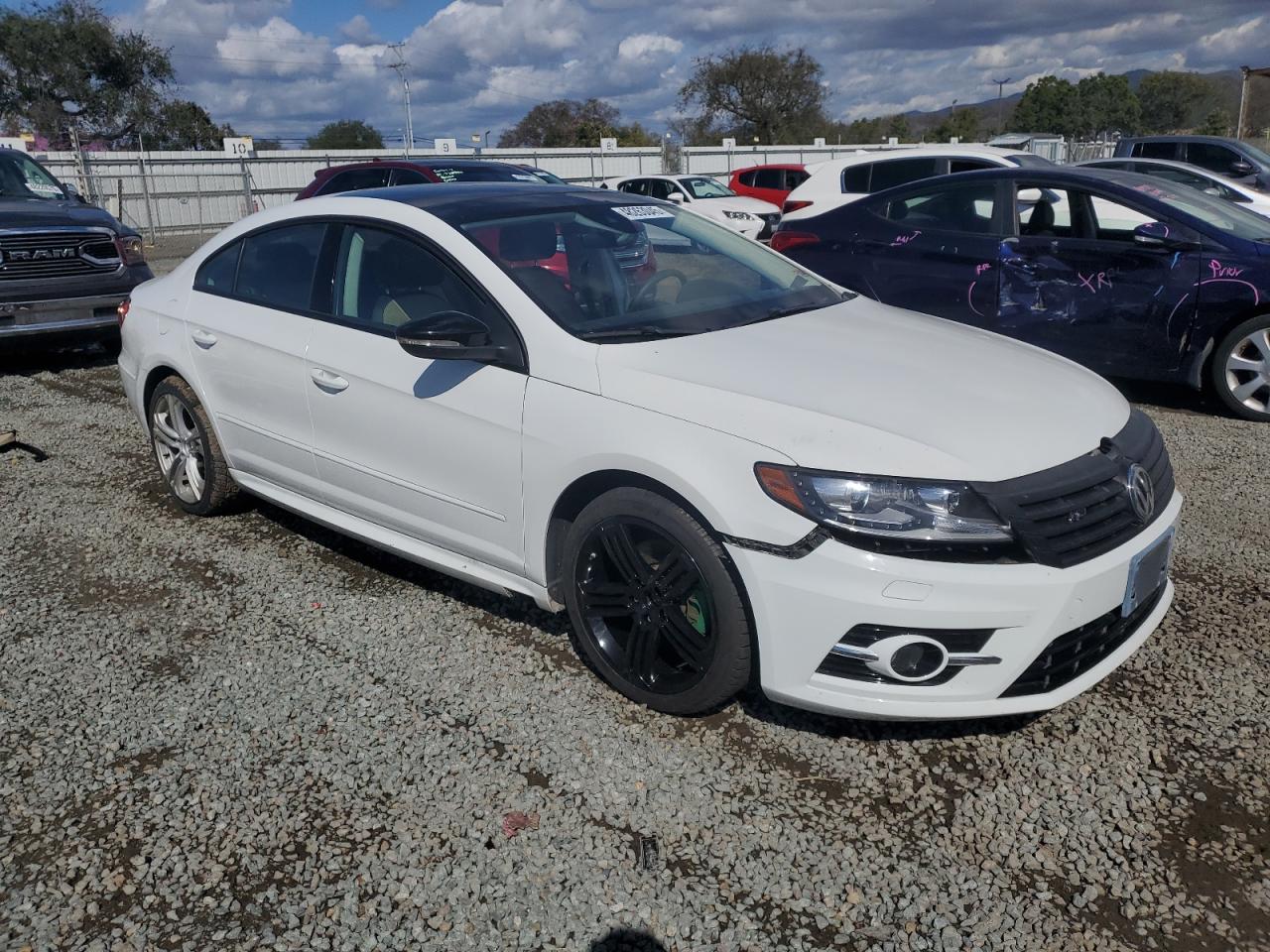 2017 Volkswagen Passat CC - Image 4