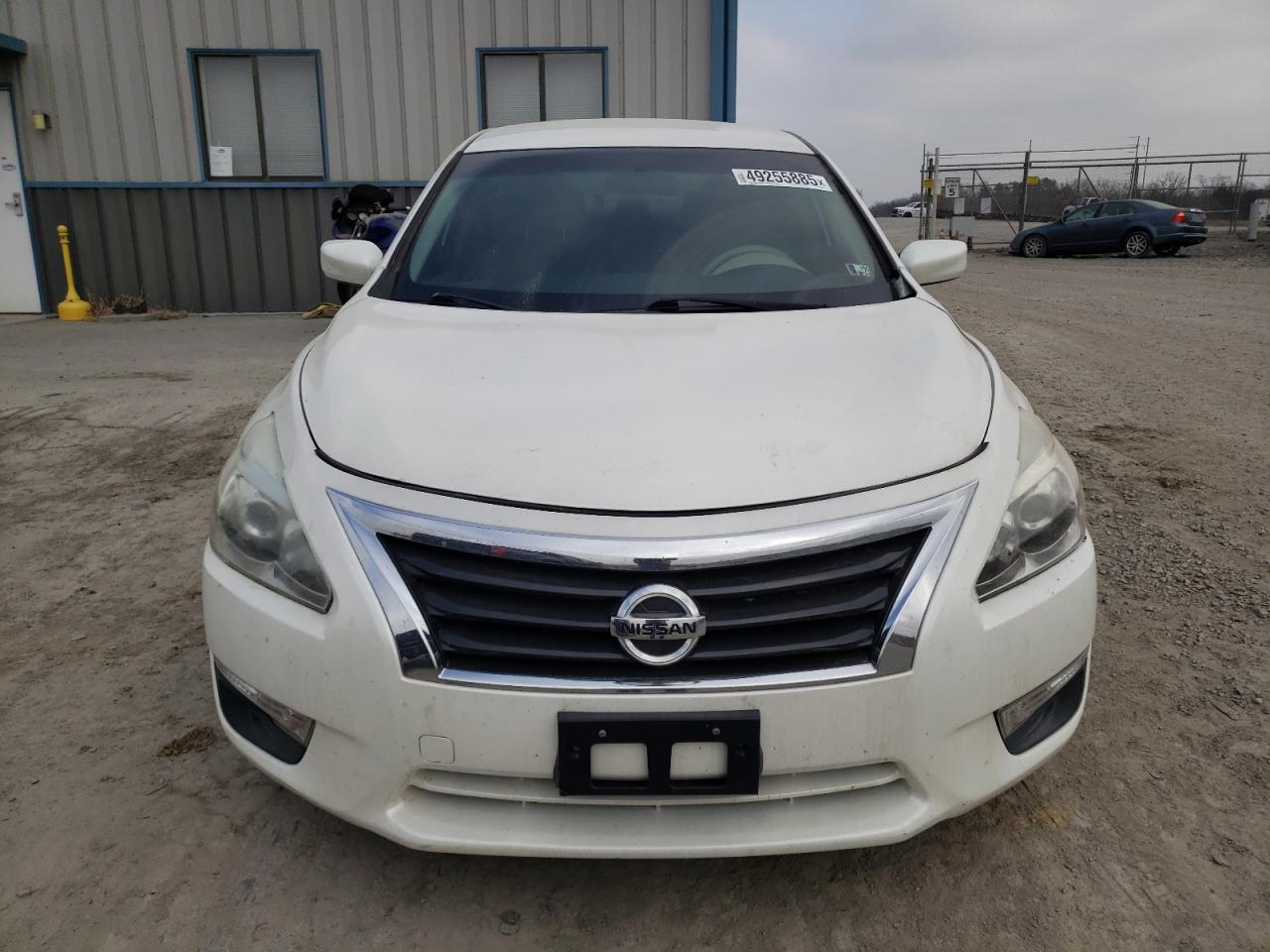 2015 Nissan Altima - Image 5