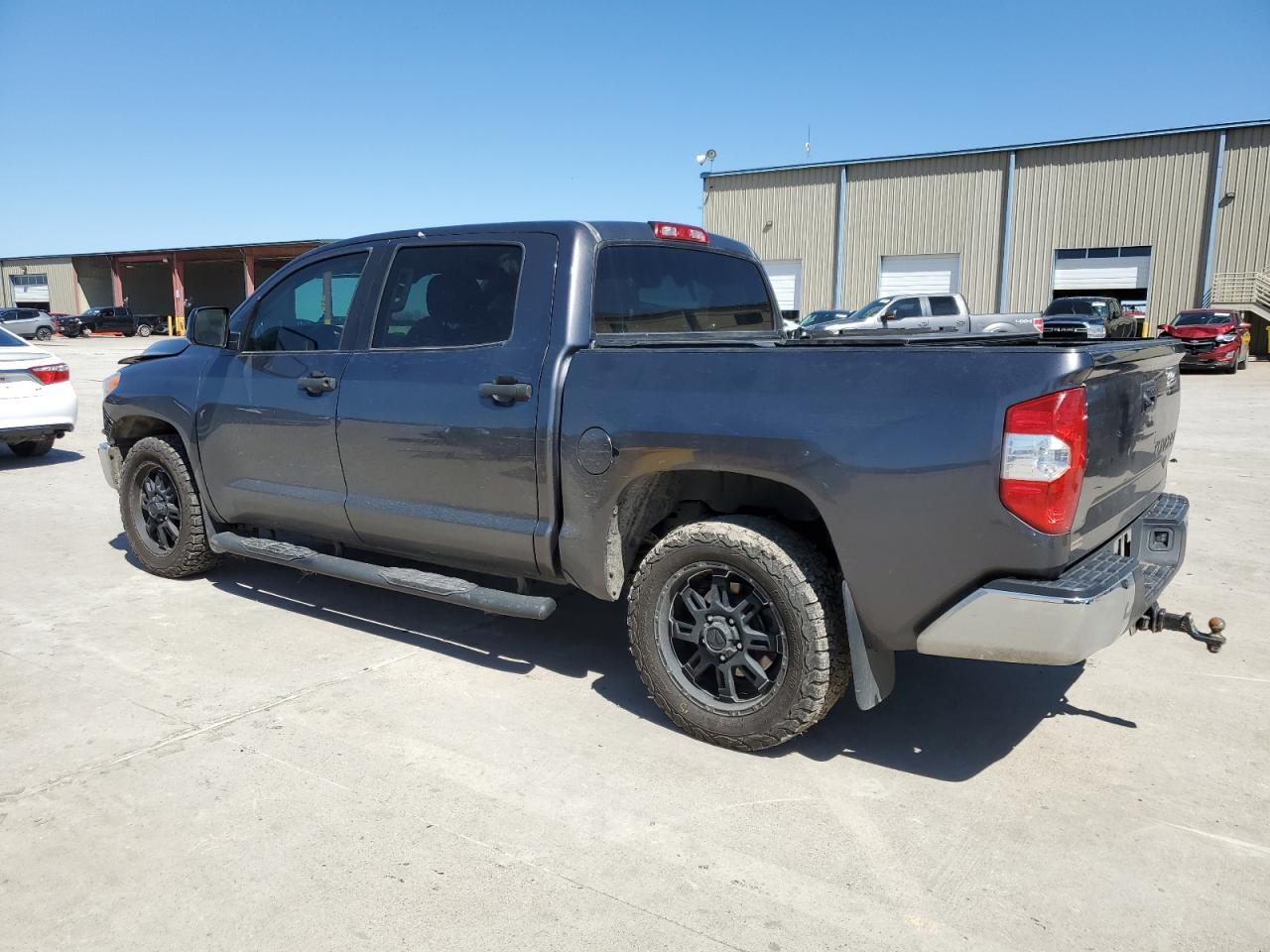 2017 Toyota Tundra - Image 2