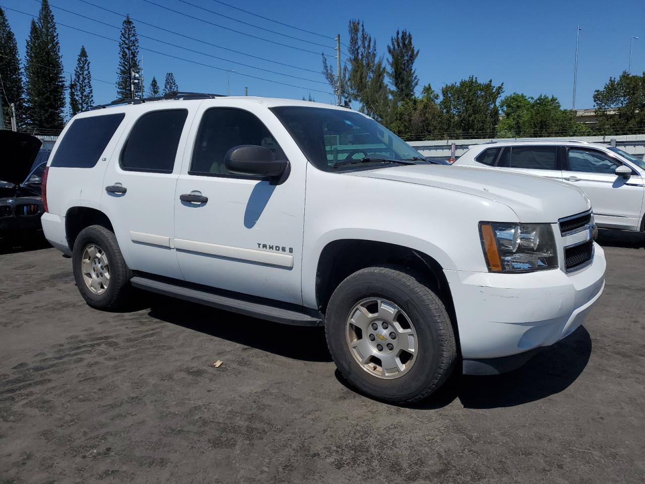 2009 Chevrolet Tahoe - Image 4