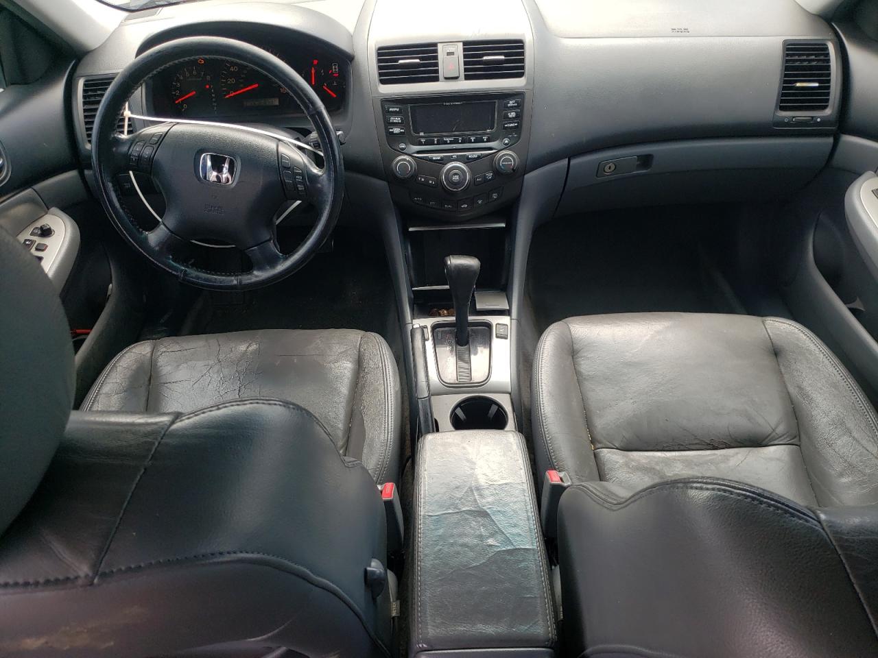 2005 Honda Accord - Image 8