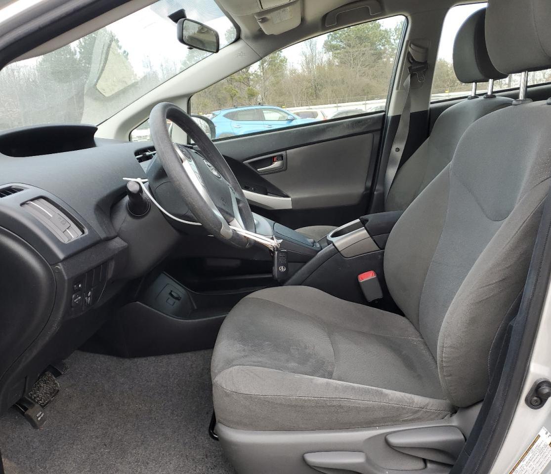 2012 Toyota Prius - Image 7