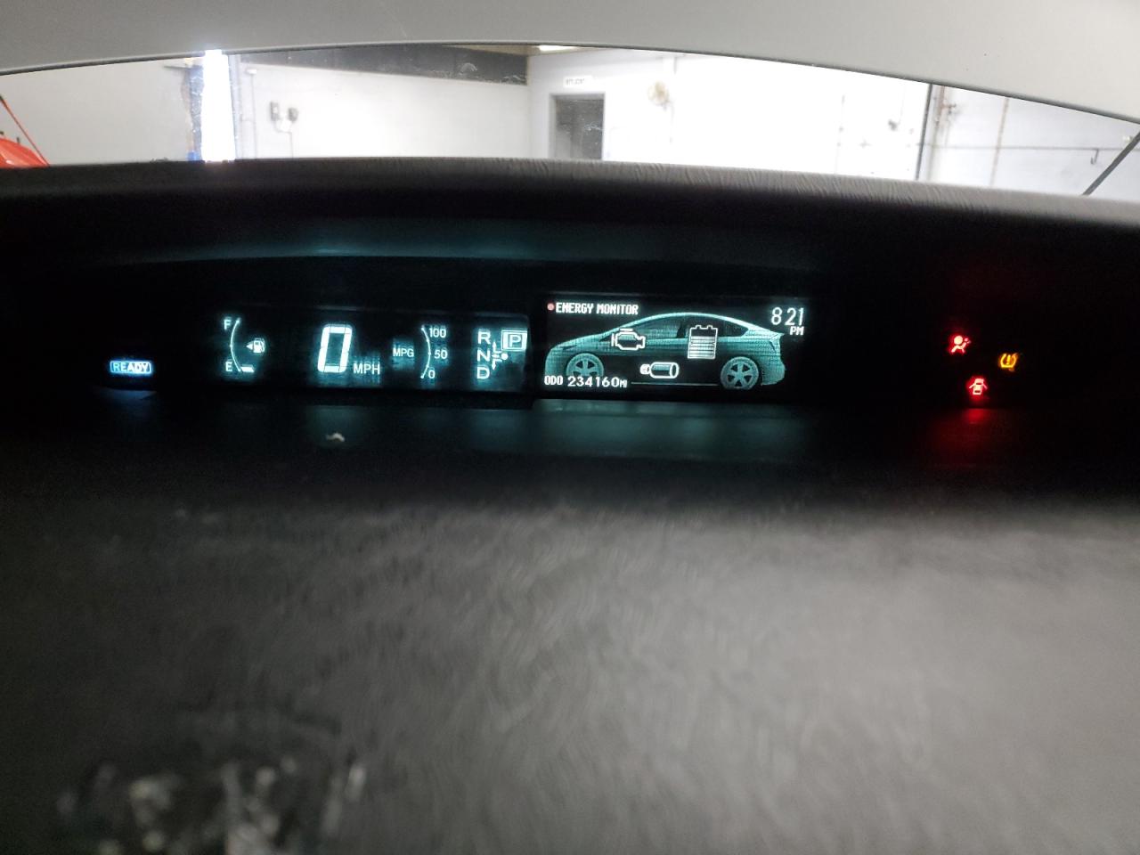 2015 Toyota Prius - Image 9
