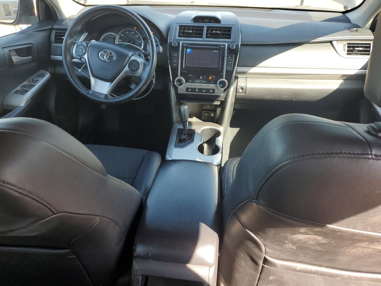 2013 Toyota Camry - Image 8