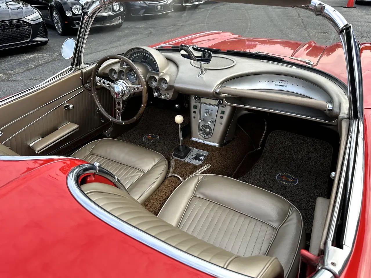 1962 Chevrolet Corv Conv VIN: MA2240 Lot: 48633915