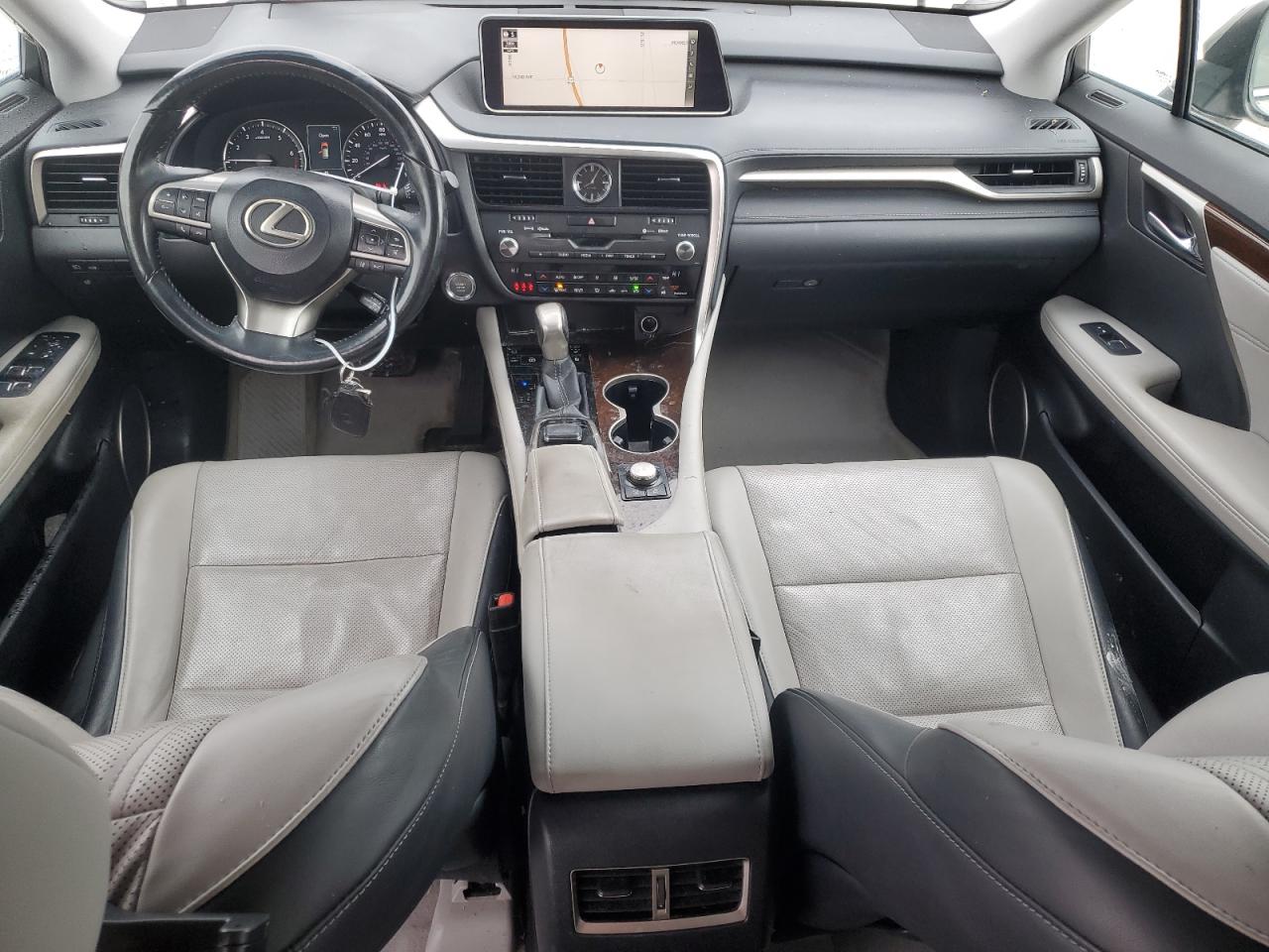 2017 Lexus RX - Image 8