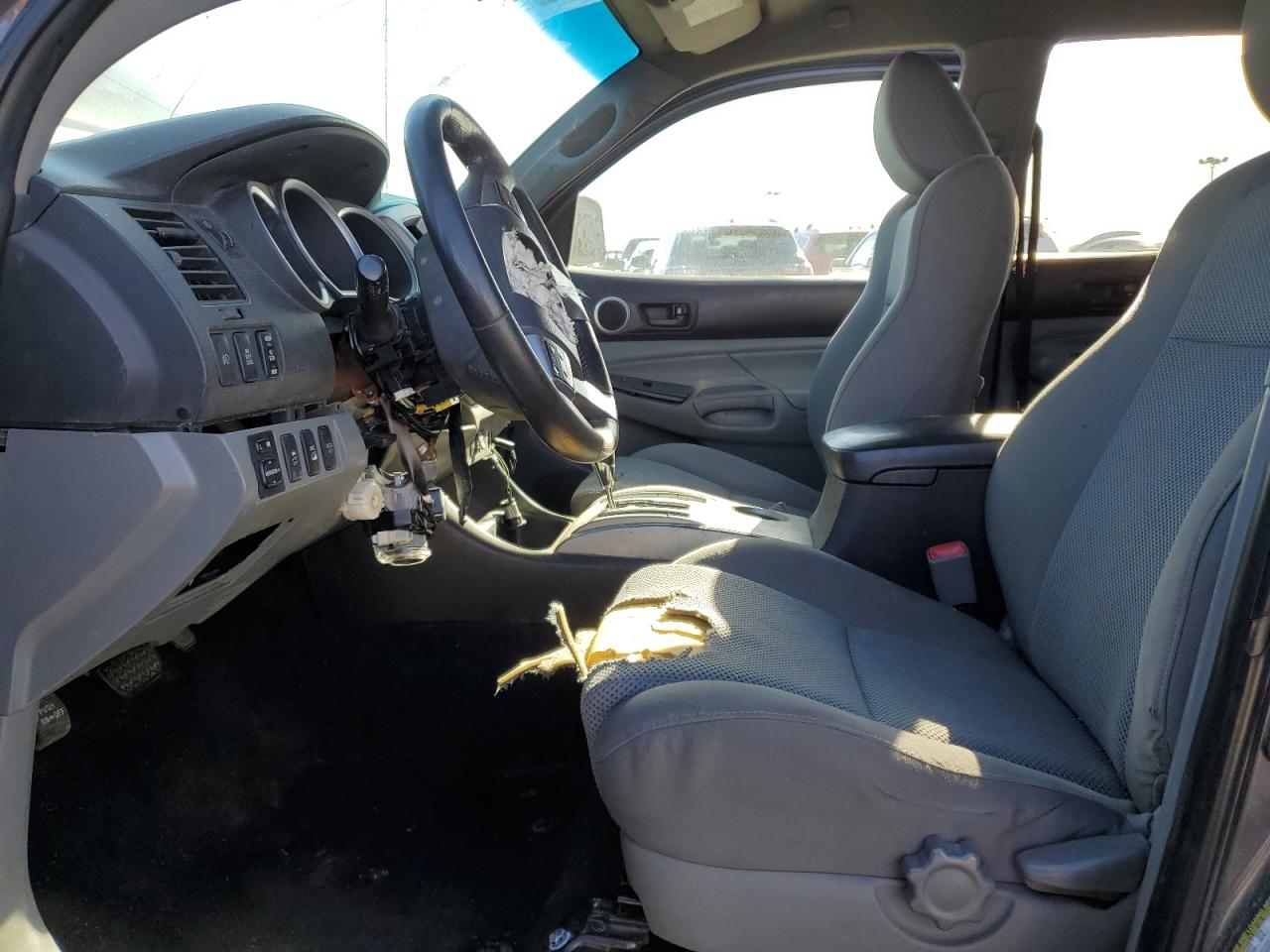 2013 Toyota Tacoma - Image 7