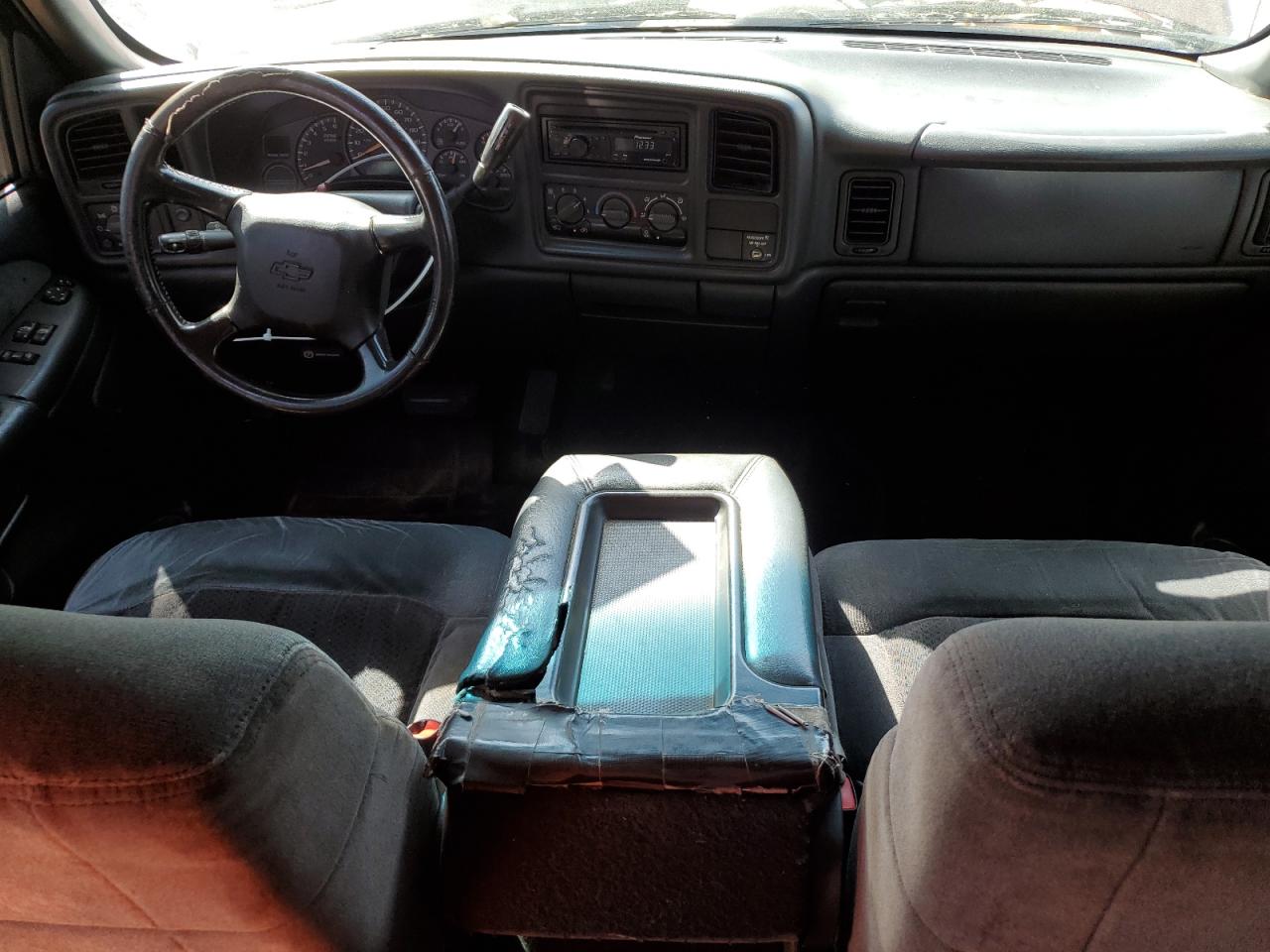 2002 Chevrolet Silverado - Image 8