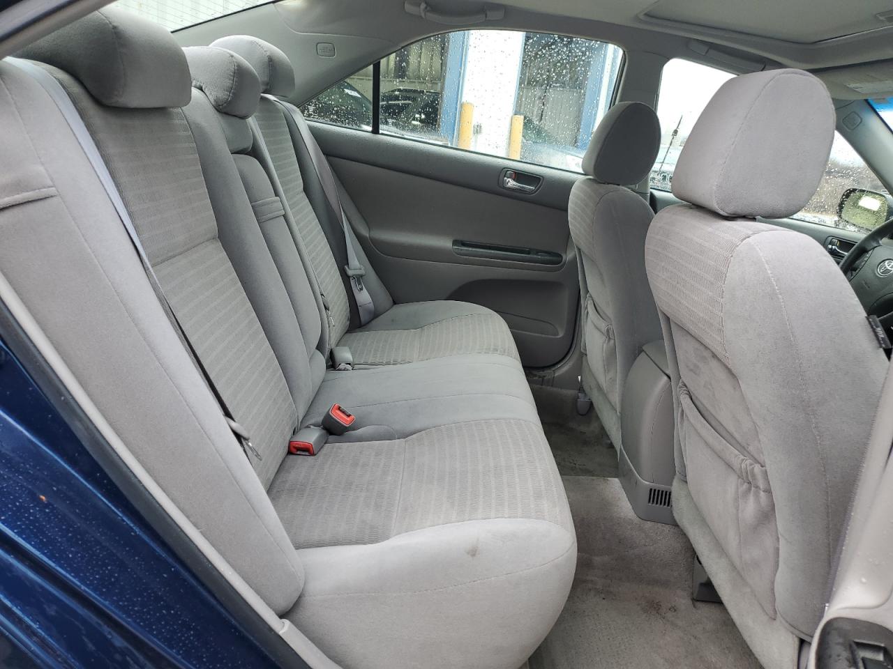 2005 Toyota Camry - Image 10