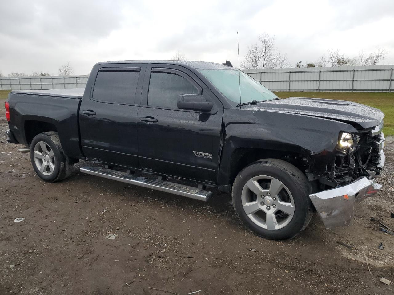 2018 Chevrolet Silverado - Image 4