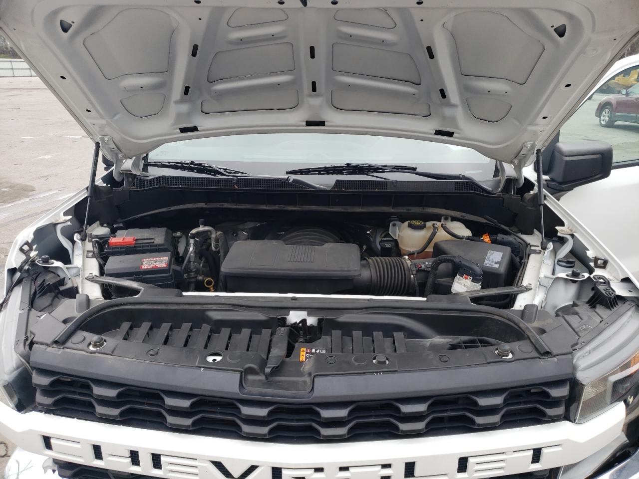 2021 Chevrolet Silverado - Image 11