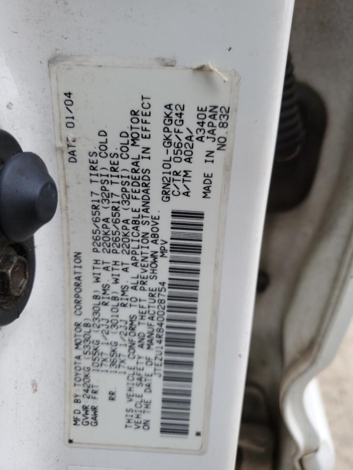 2004 Toyota 4Runner - Image 13