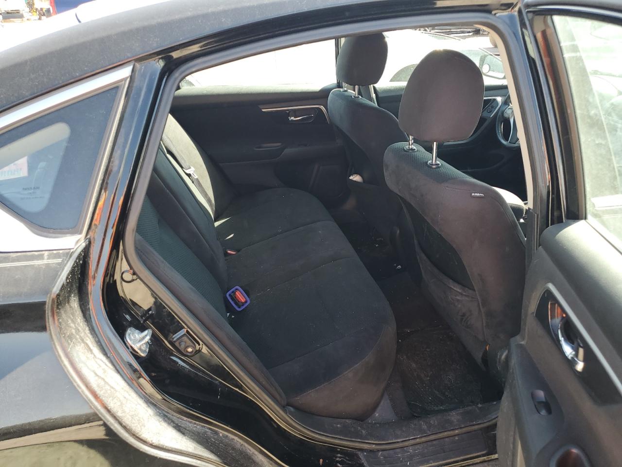 2014 Nissan Altima - Image 10