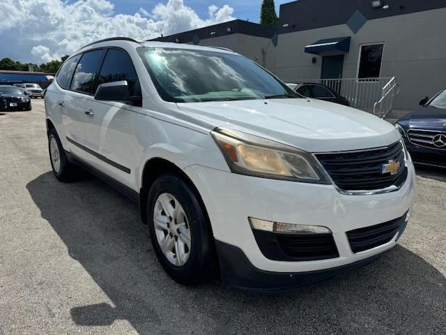 Parquets CHEVROLET TRAVERSE 2016 White