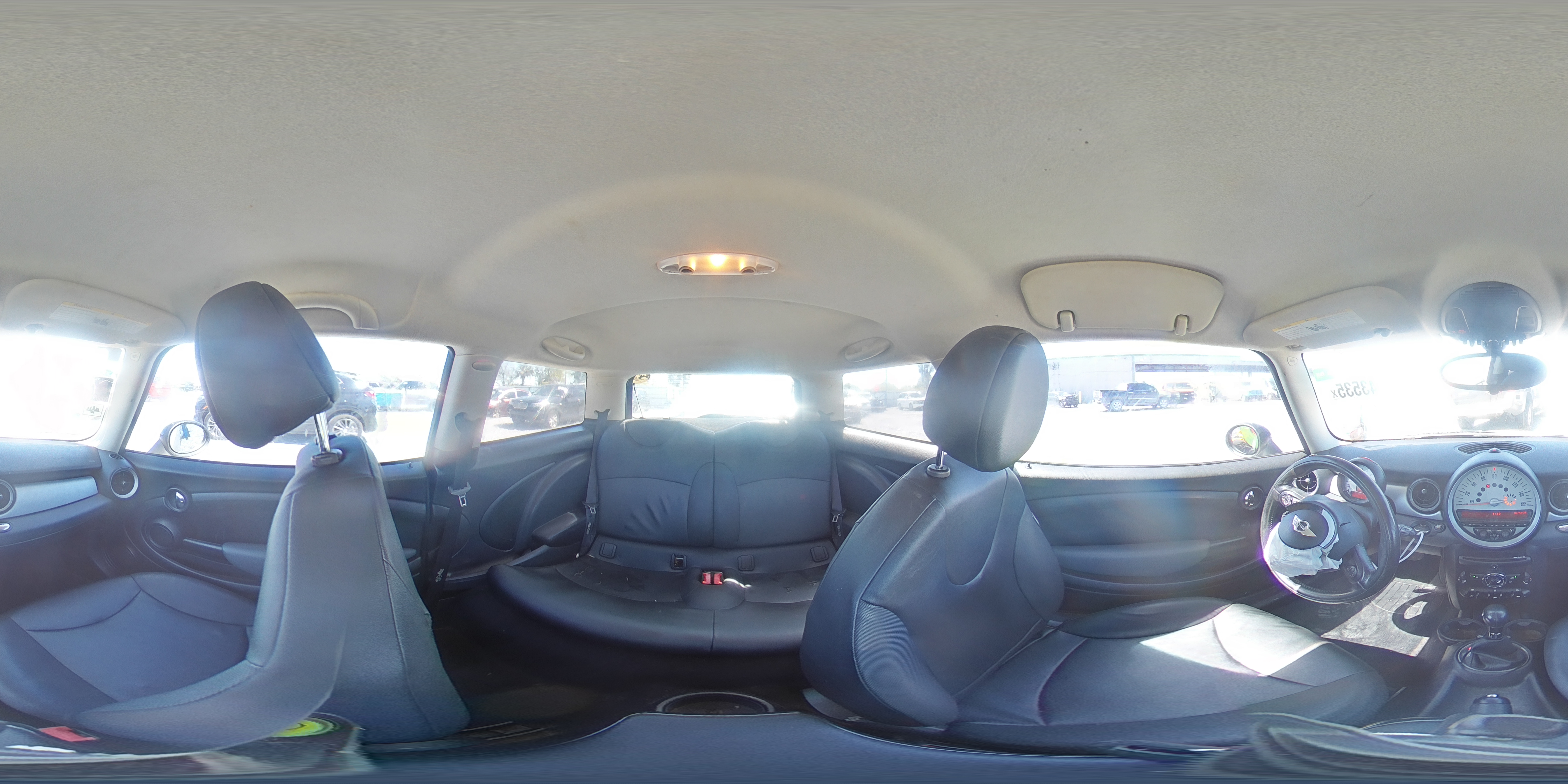 2011 MINI Cooper - Image 14