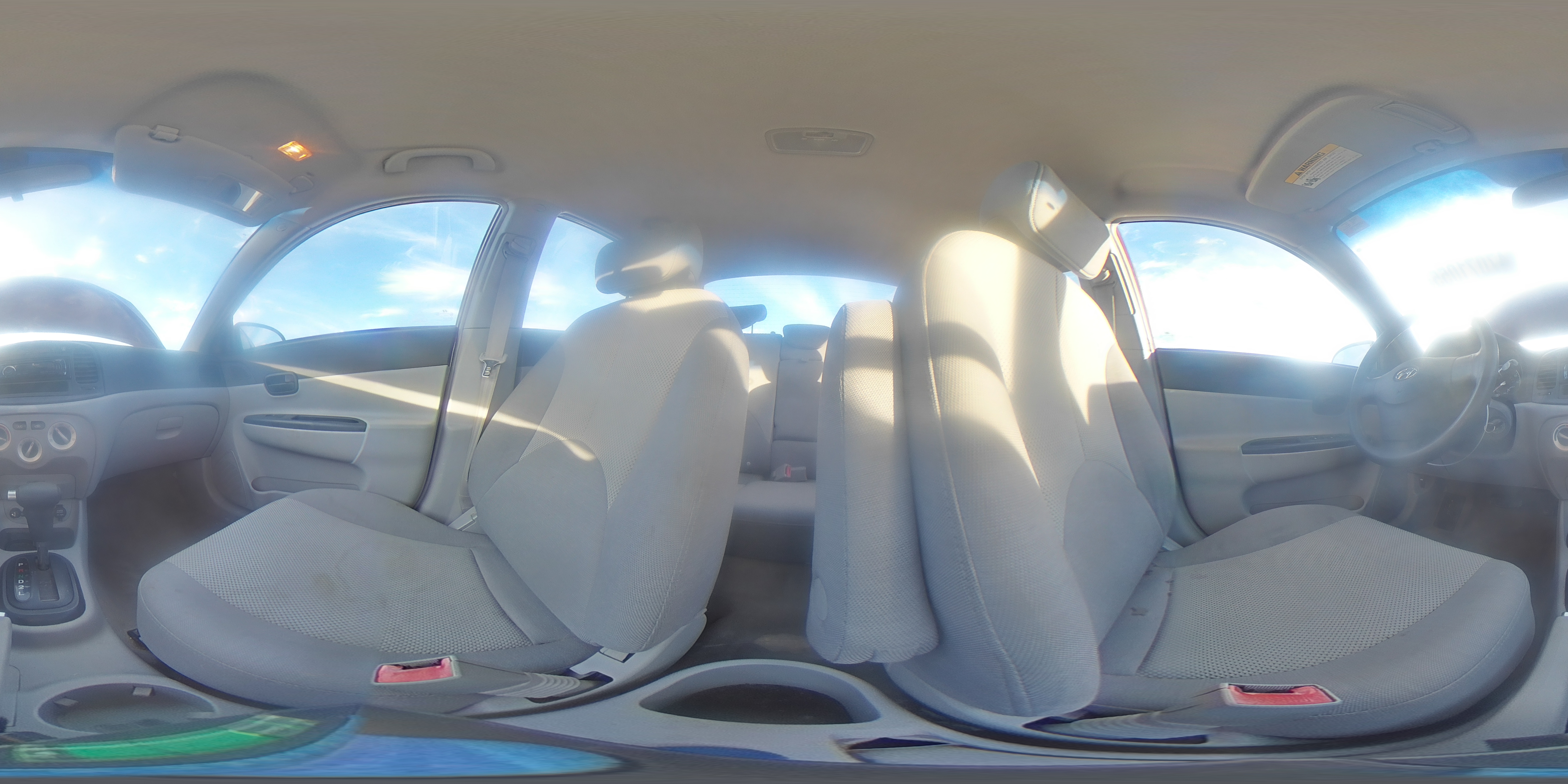 2006 Hyundai Accent - Image 12