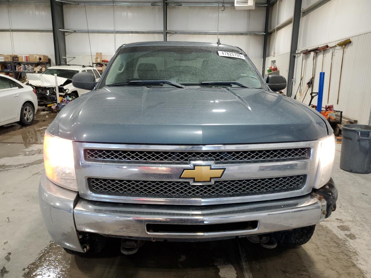 2012 Chevrolet Silverado - Image 5