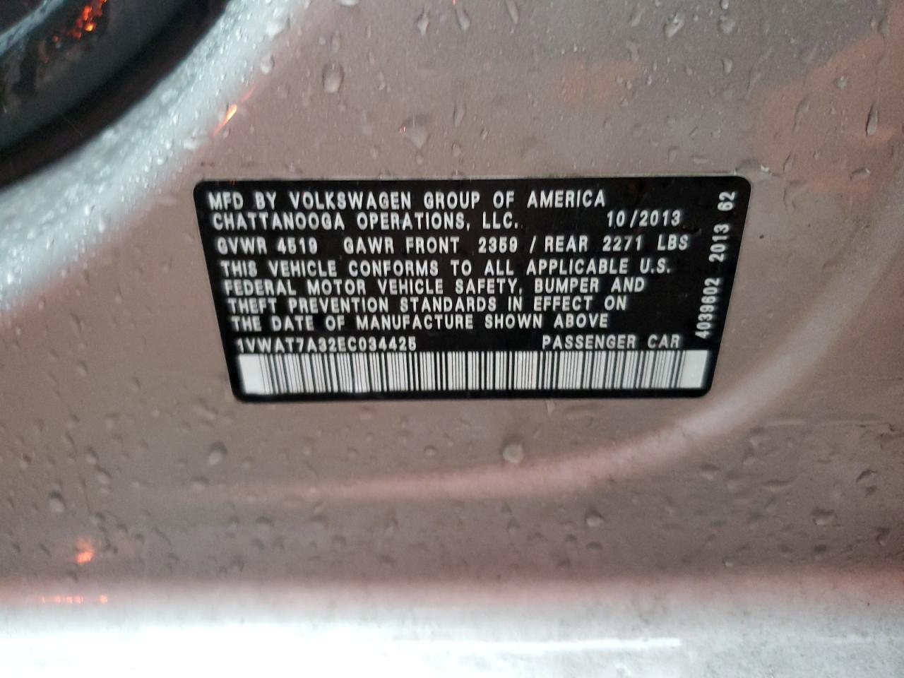 2014 Volkswagen Passat - Image 14