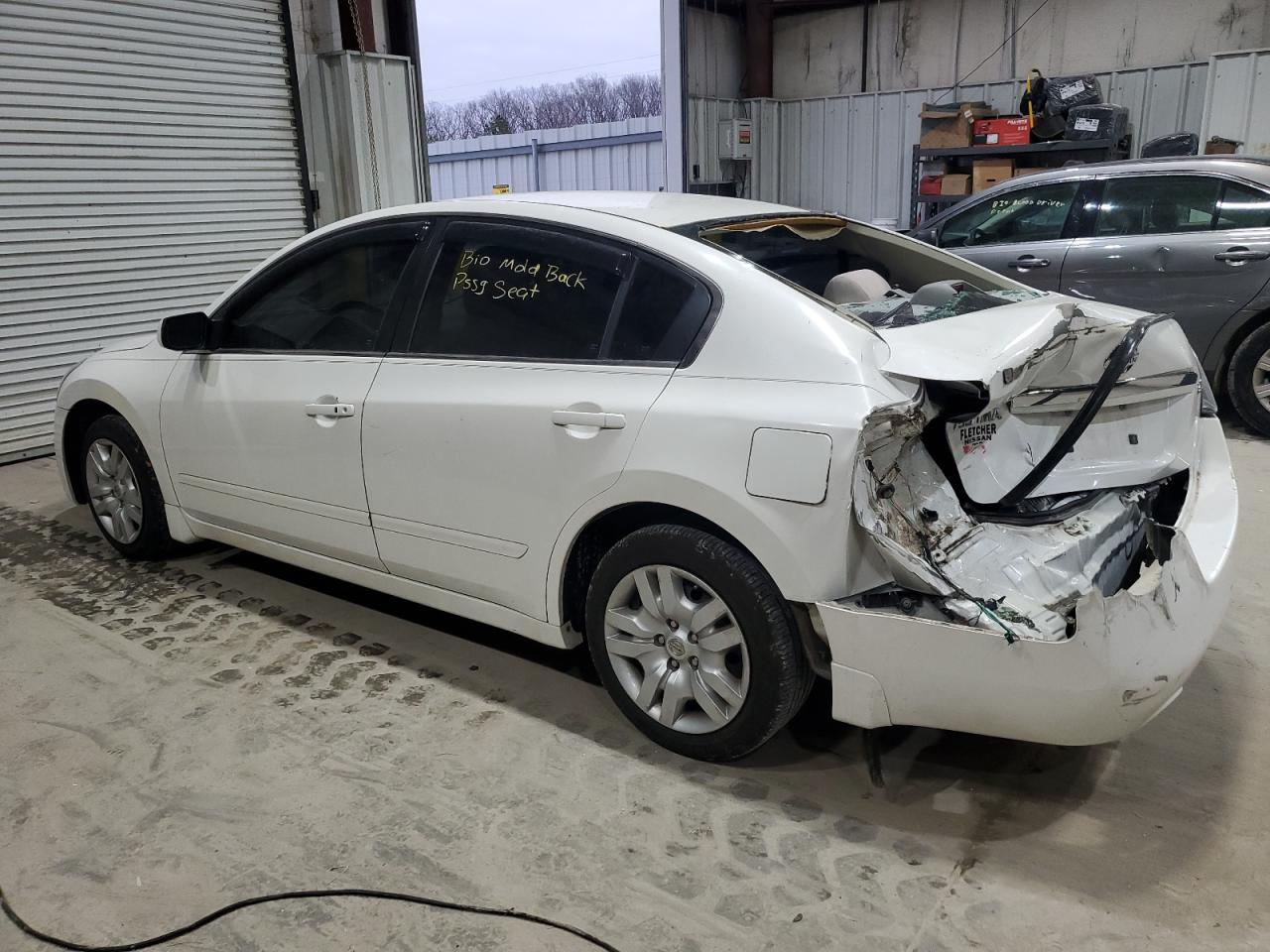 2009 Nissan Altima - Image 2