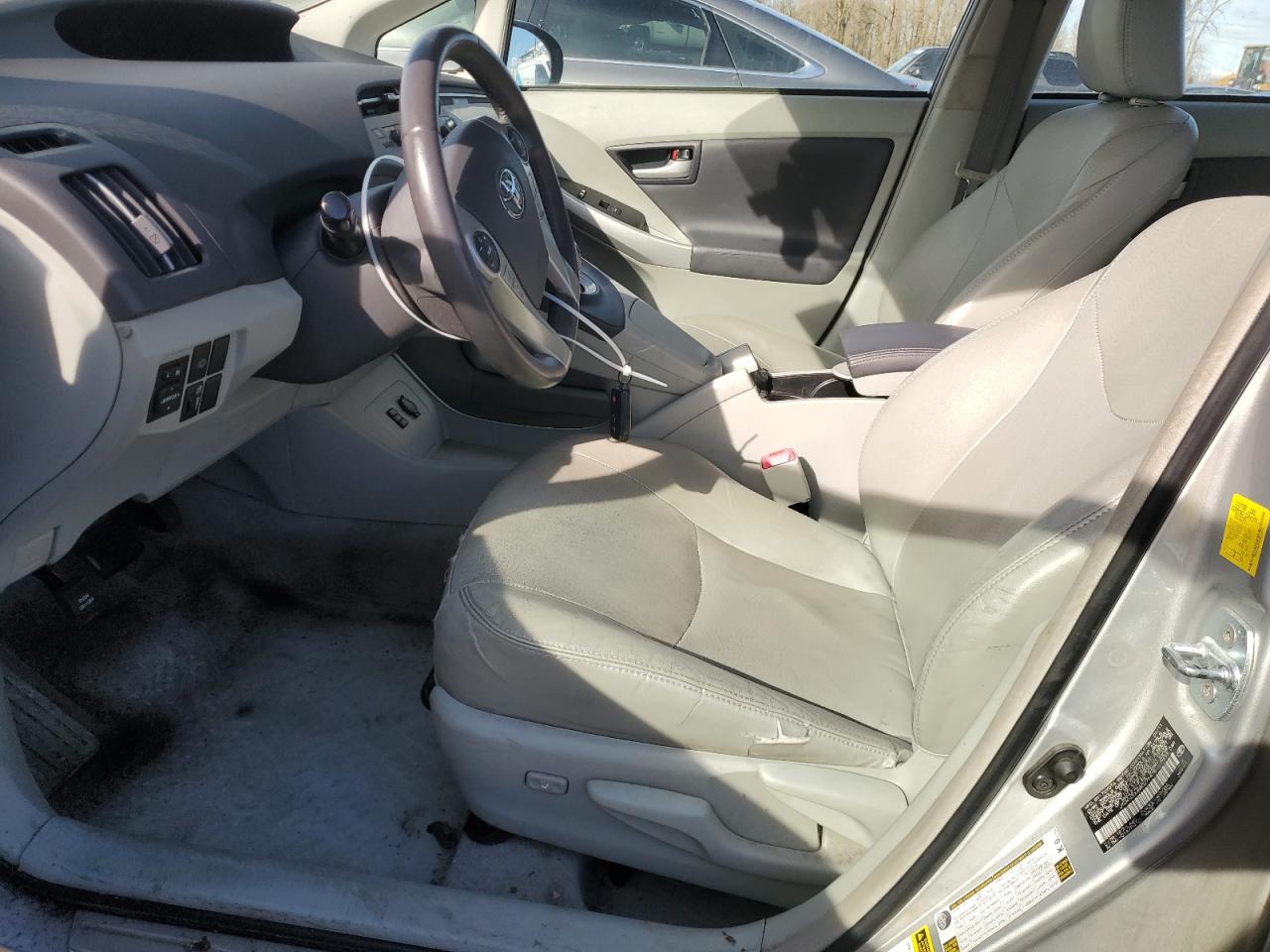 2011 Toyota Prius - Image 7