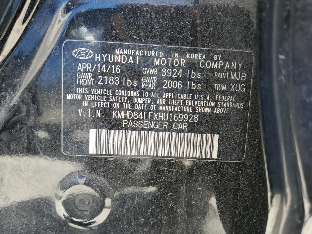 2017 Hyundai Elantra - Image 12