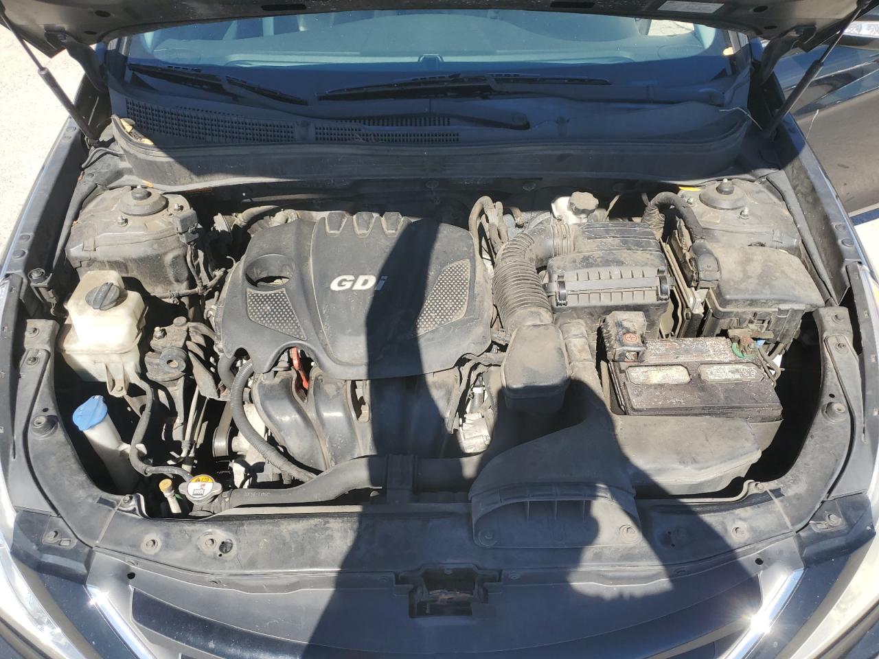 2014 Hyundai Sonata - Image 11