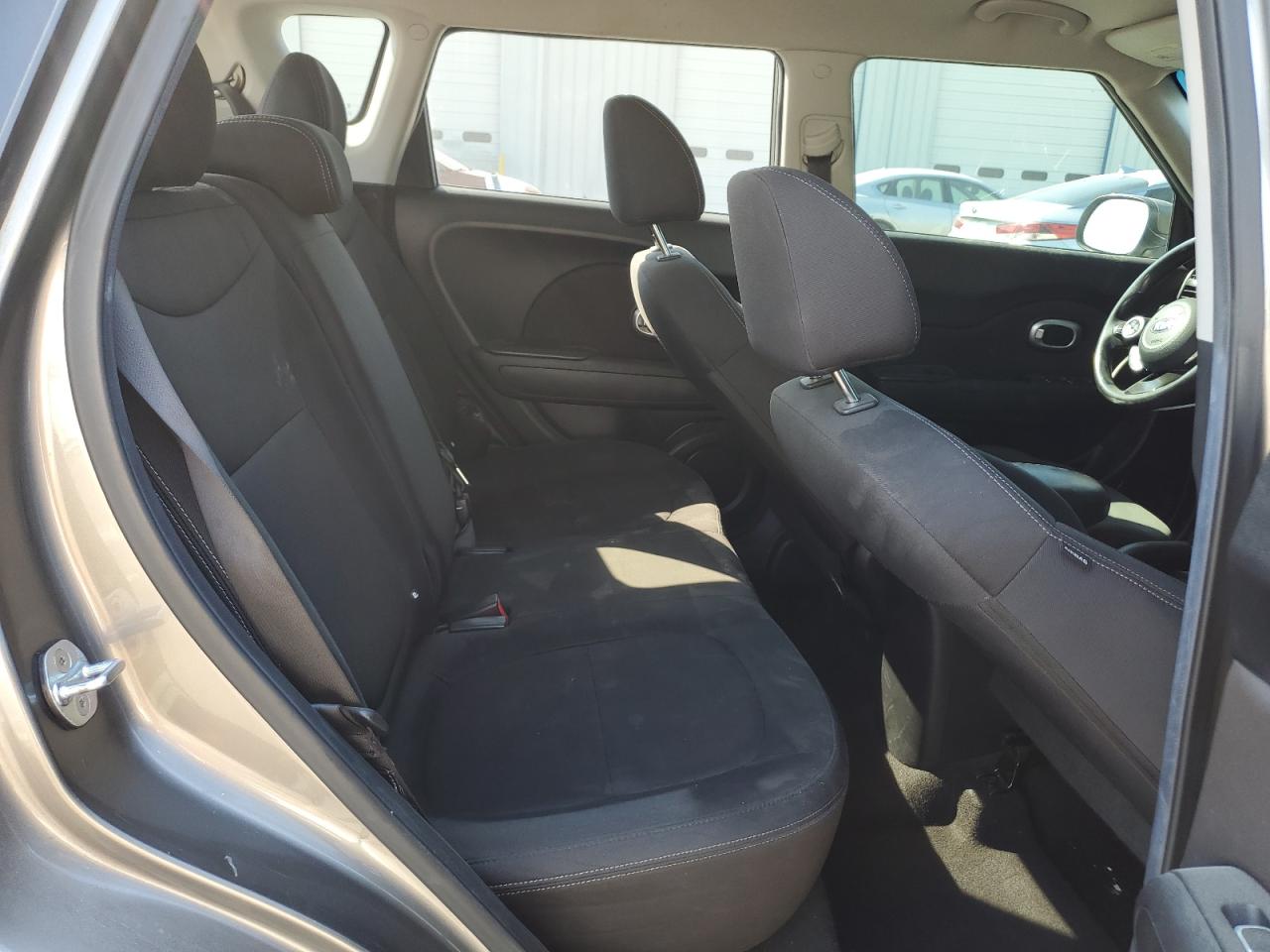 2017 Kia Soul - Image 10
