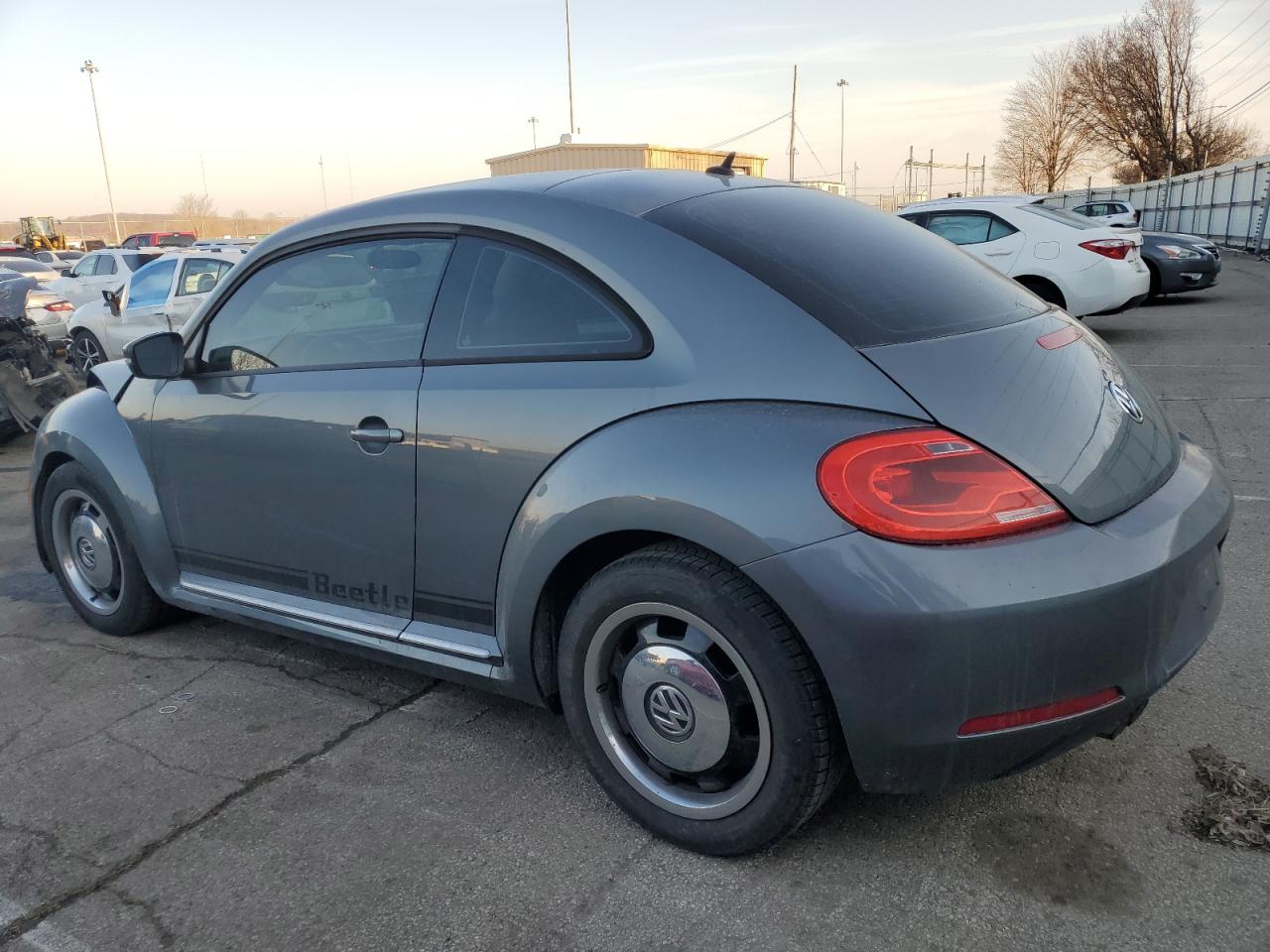2013 Volkswagen Beetle - Image 2