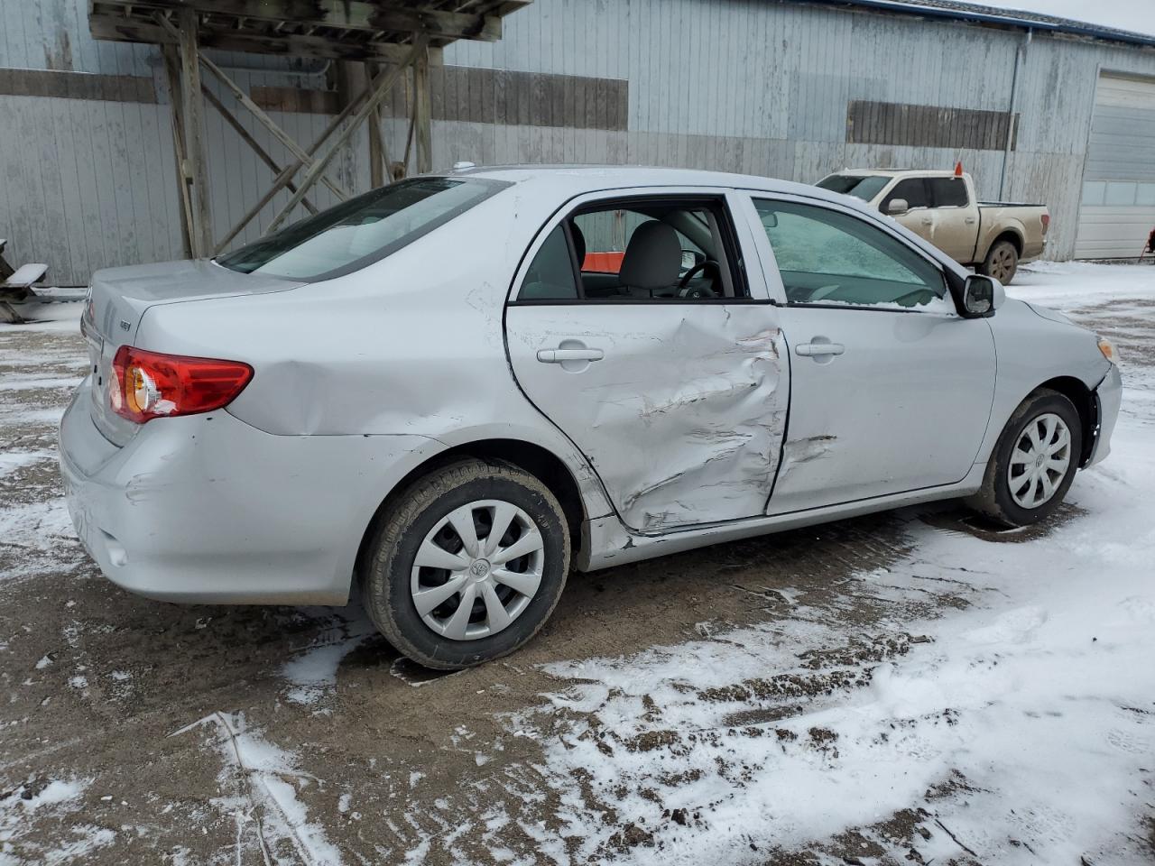 2010 Toyota Corolla - Image 3