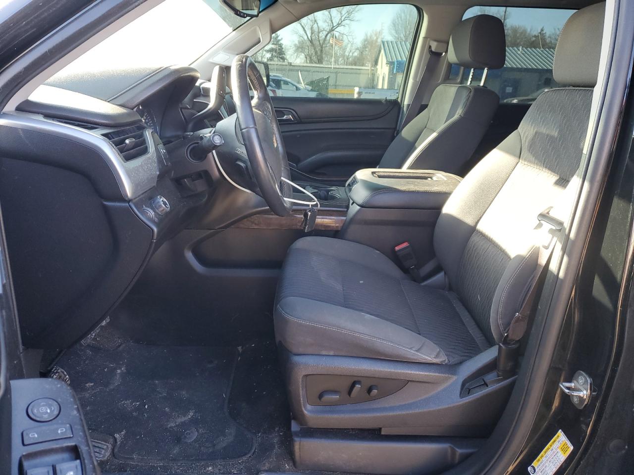 2015 Chevrolet Suburban - Image 7