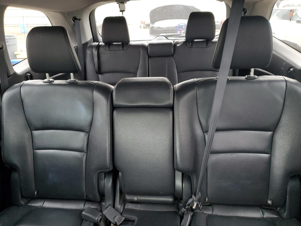 2016 Honda Pilot - Image 10
