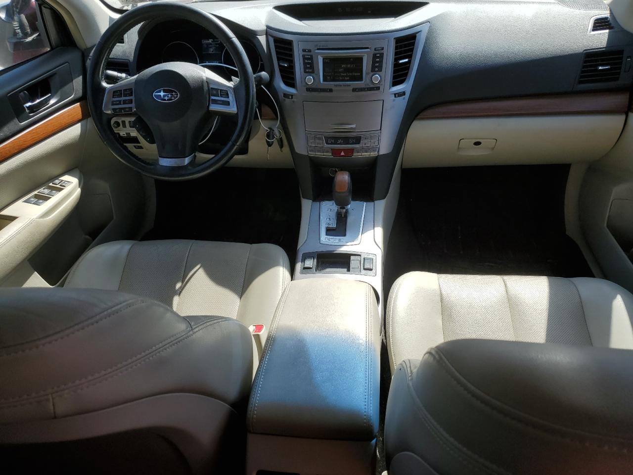 2014 Subaru Outback - Image 8
