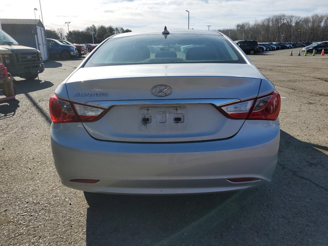 2011 Hyundai Sonata - Image 6