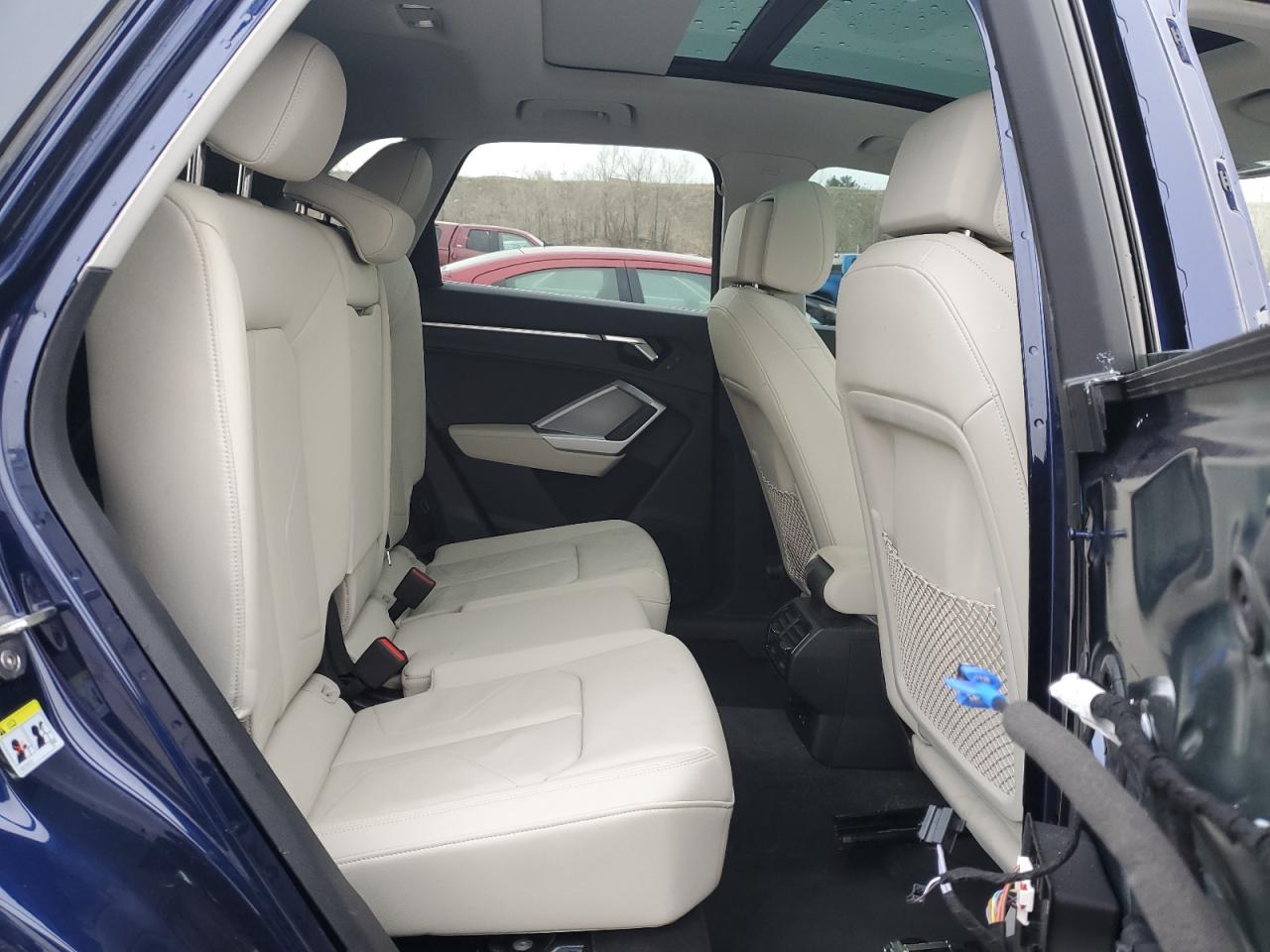 2024 Audi Q3 - Image 11