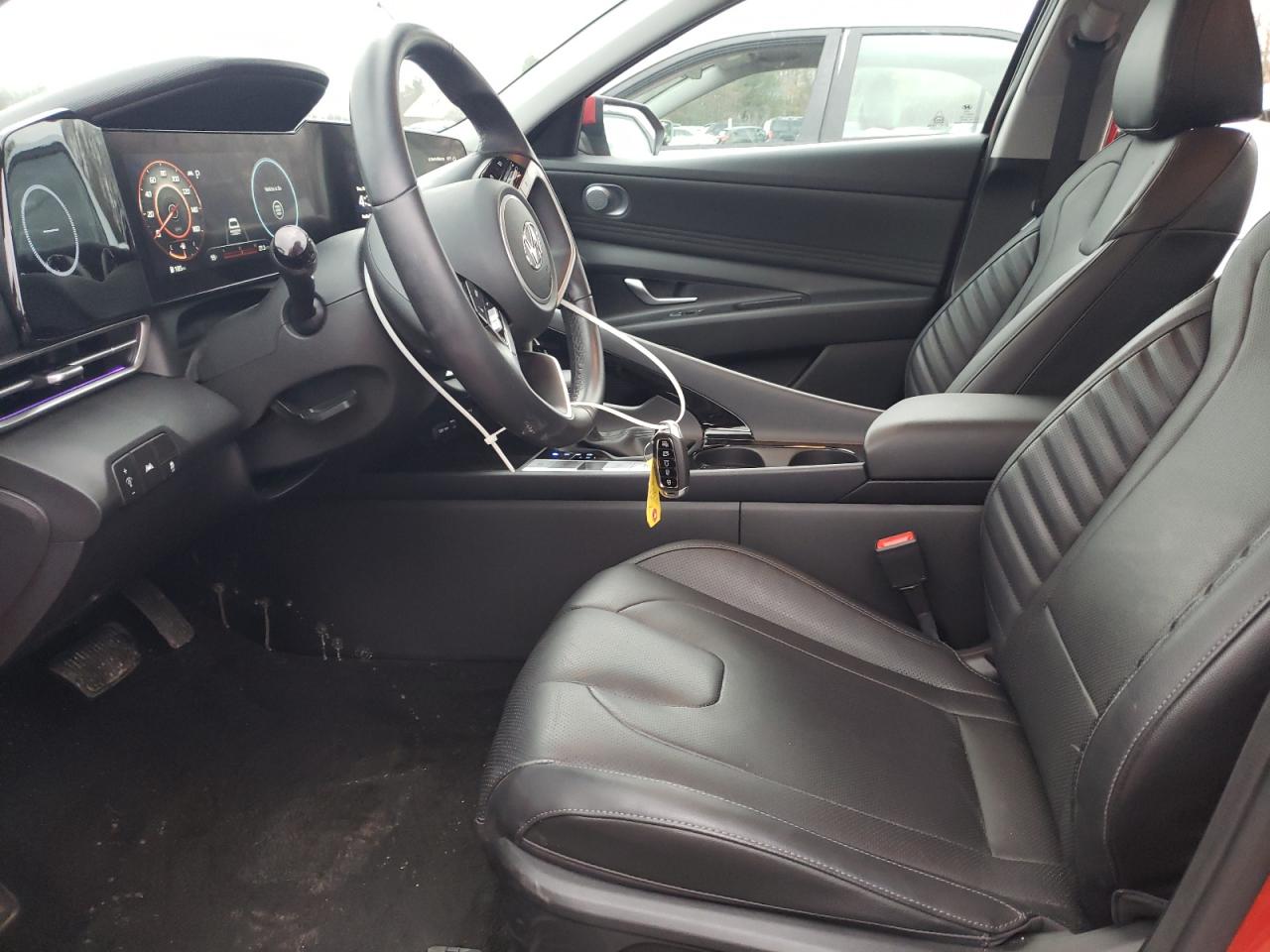 2023 Hyundai Elantra - Image 7