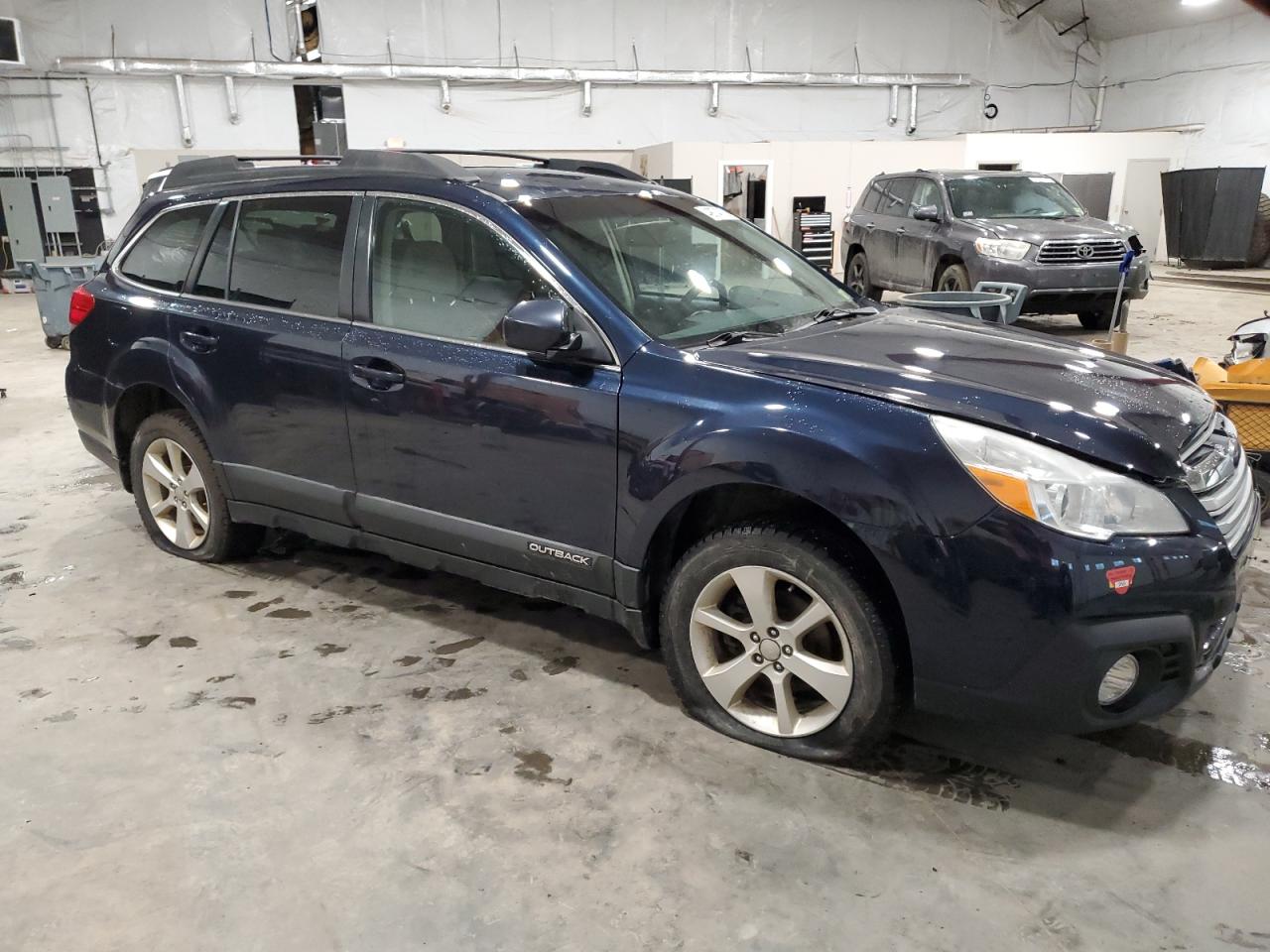 2014 Subaru Outback - Image 4